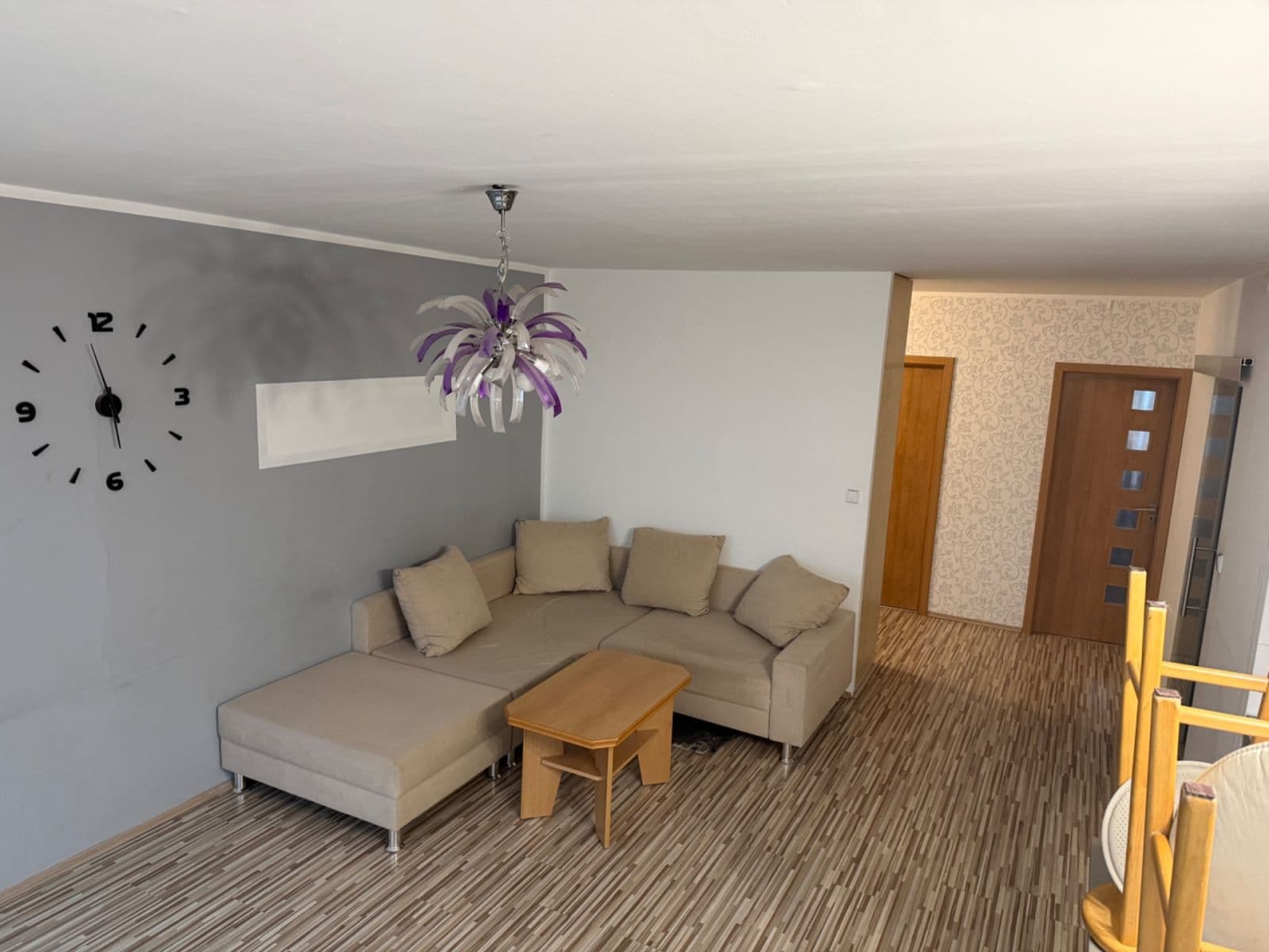 Prenájom bytu 3-izbový 70 m², U Stadionu, Louny, Ústecký kraj Prenájom bytu 3-izbový 70 m², U Stadionu, Louny, Ústecký kraj