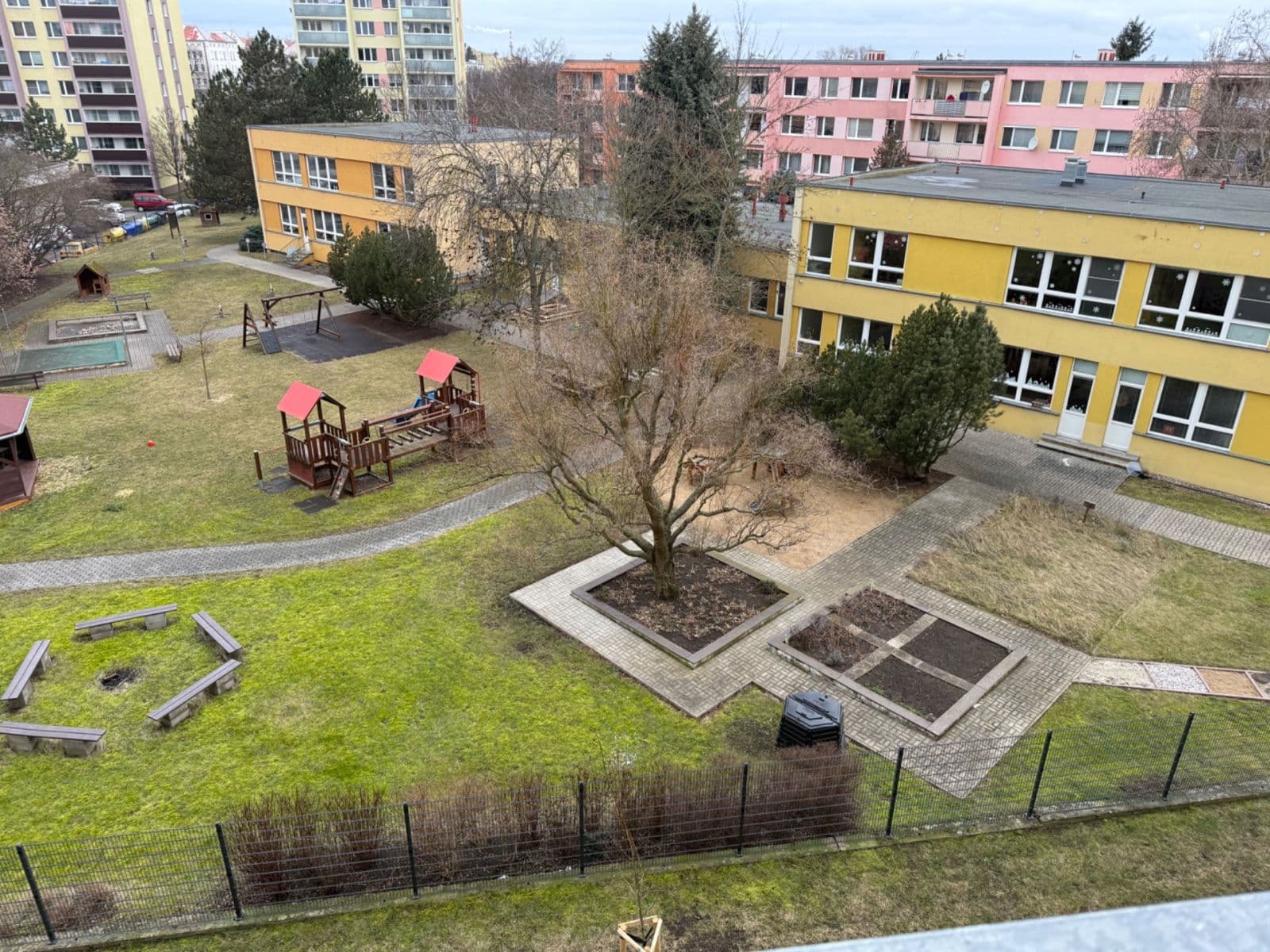 Prenájom bytu 3-izbový 70 m², U Stadionu, Louny, Ústecký kraj Prenájom bytu 3-izbový 70 m², U Stadionu, Louny, Ústecký kraj