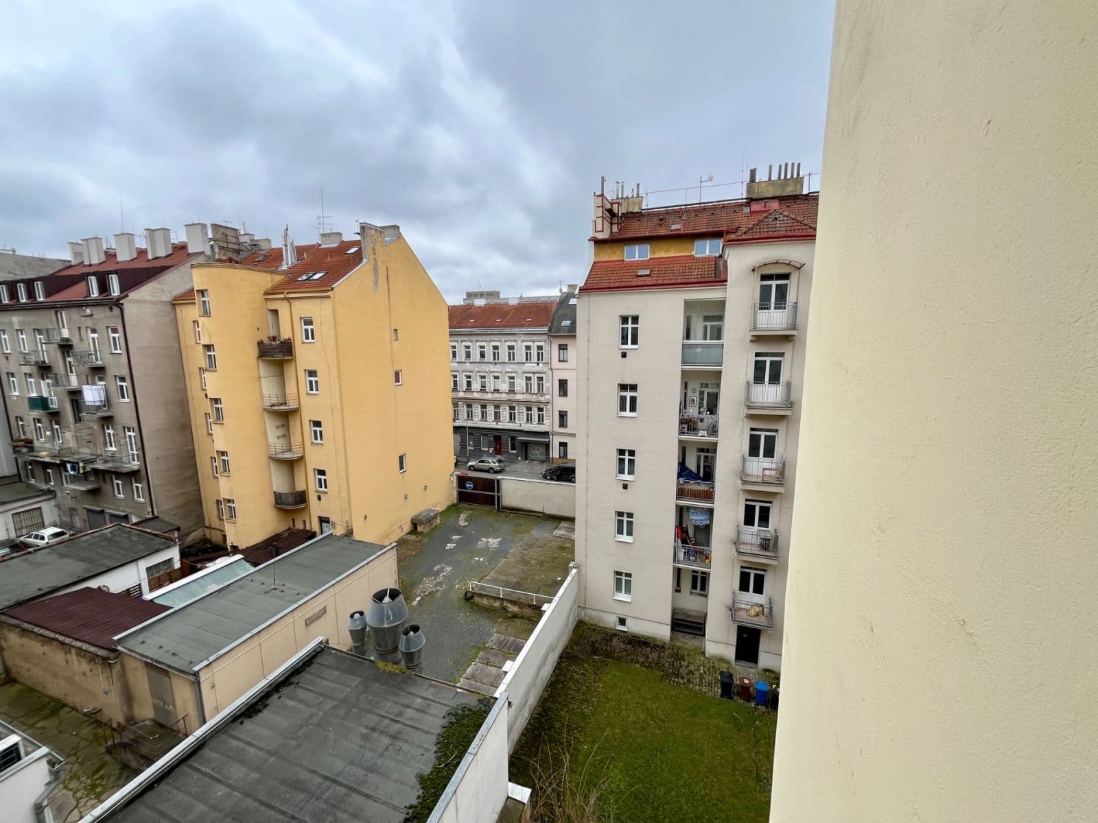 Prenájom bytu 1-izbový 32 m², Na Žertvách, Praha, Praha Prenájom bytu 1-izbový 32 m², Na Žertvách, Praha, Praha