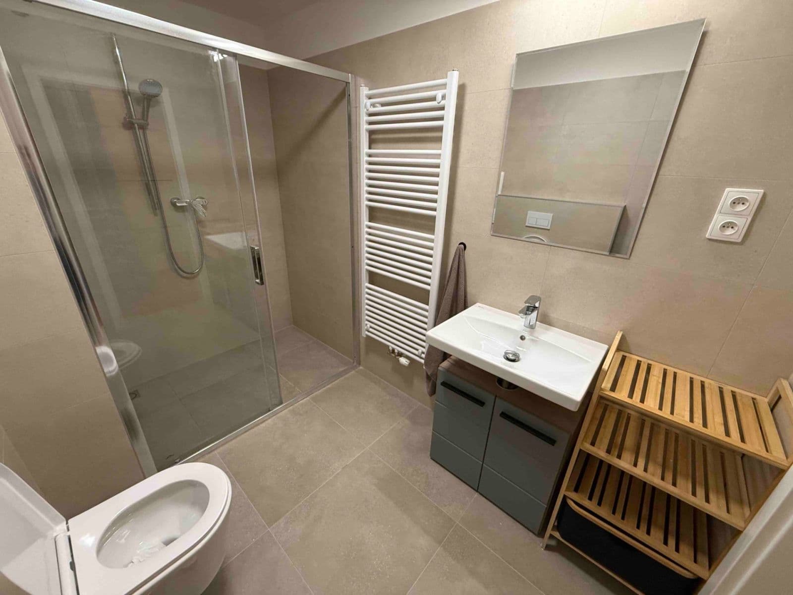 Prenájom bytu 1-izbový 42 m², Český Brod, Středočeský kraj Prenájom bytu 1-izbový 42 m², Český Brod, Středočeský kraj