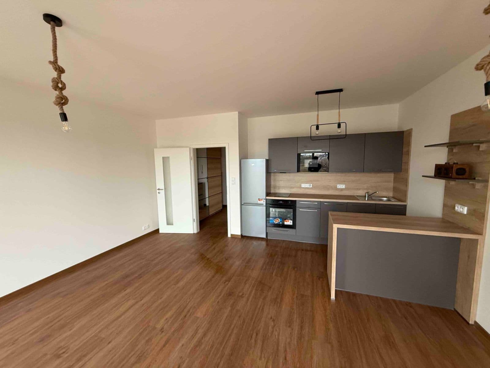 Prenájom bytu 1-izbový 42 m², Český Brod, Středočeský kraj Prenájom bytu 1-izbový 42 m², Český Brod, Středočeský kraj