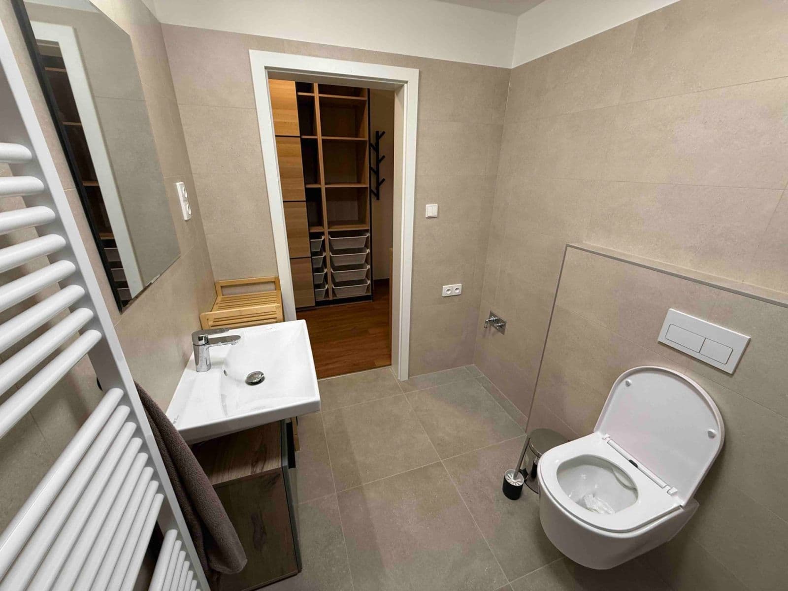 Prenájom bytu 1-izbový 42 m², Český Brod, Středočeský kraj Prenájom bytu 1-izbový 42 m², Český Brod, Středočeský kraj