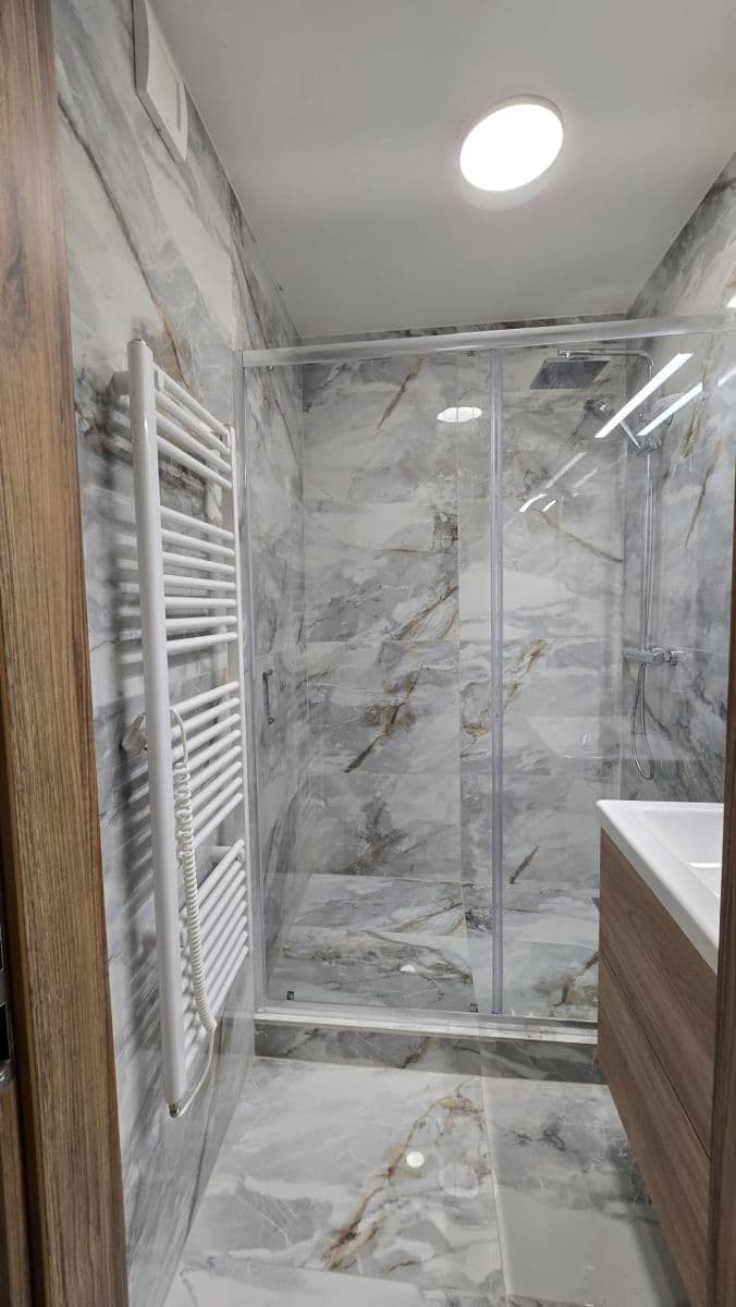 Prenájom bytu 3-izbový 76 m², Bítovská, Praha, Praha Prenájom bytu 3-izbový 76 m², Bítovská, Praha, Praha