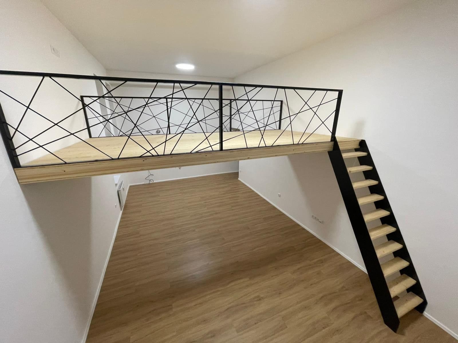 Prenájom bytu 1-izbový 44 m², Revoluční, Žďár nad Sázavou, Kraj Vysočina Prenájom bytu 1-izbový 44 m², Revoluční, Žďár nad Sázavou, Kraj Vysočina