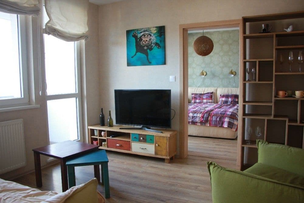 Prenájom bytu 2-izbový 43 m², Ružinov, Bratislavský kraj Prenájom bytu 2-izbový 43 m², Ružinov, Bratislavský kraj