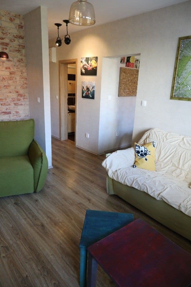 Prenájom bytu 2-izbový 43 m², Ružinov, Bratislavský kraj Prenájom bytu 2-izbový 43 m², Ružinov, Bratislavský kraj