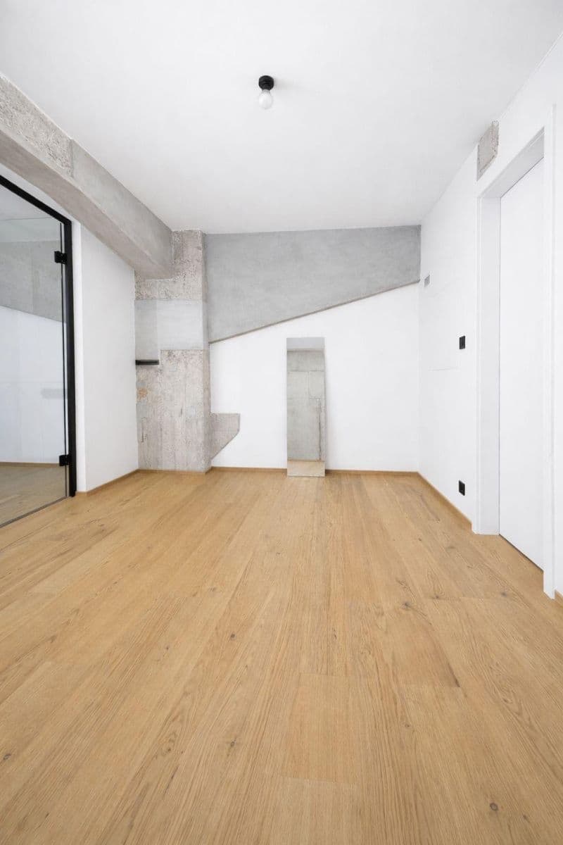 Predaj bytu 3-izbový 71 m², Kolbenova, Praha, Praha Predaj bytu 3-izbový 71 m², Kolbenova, Praha, Praha