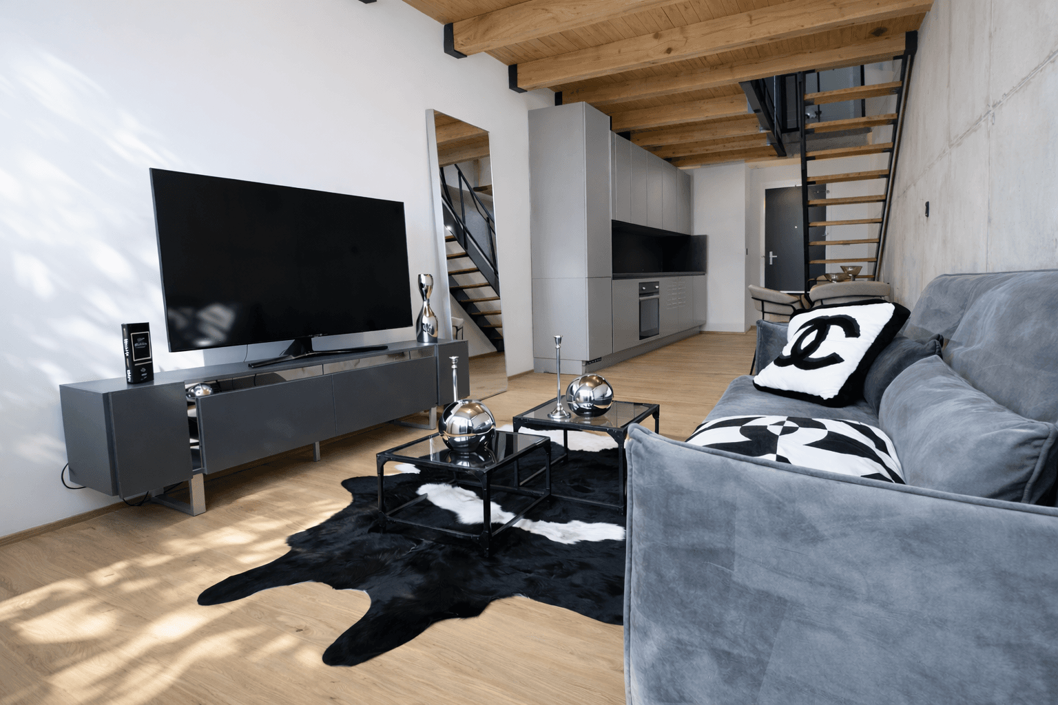 Predaj bytu 3-izbový 71 m², Kolbenova, Praha, Praha Predaj bytu 3-izbový 71 m², Kolbenova, Praha, Praha