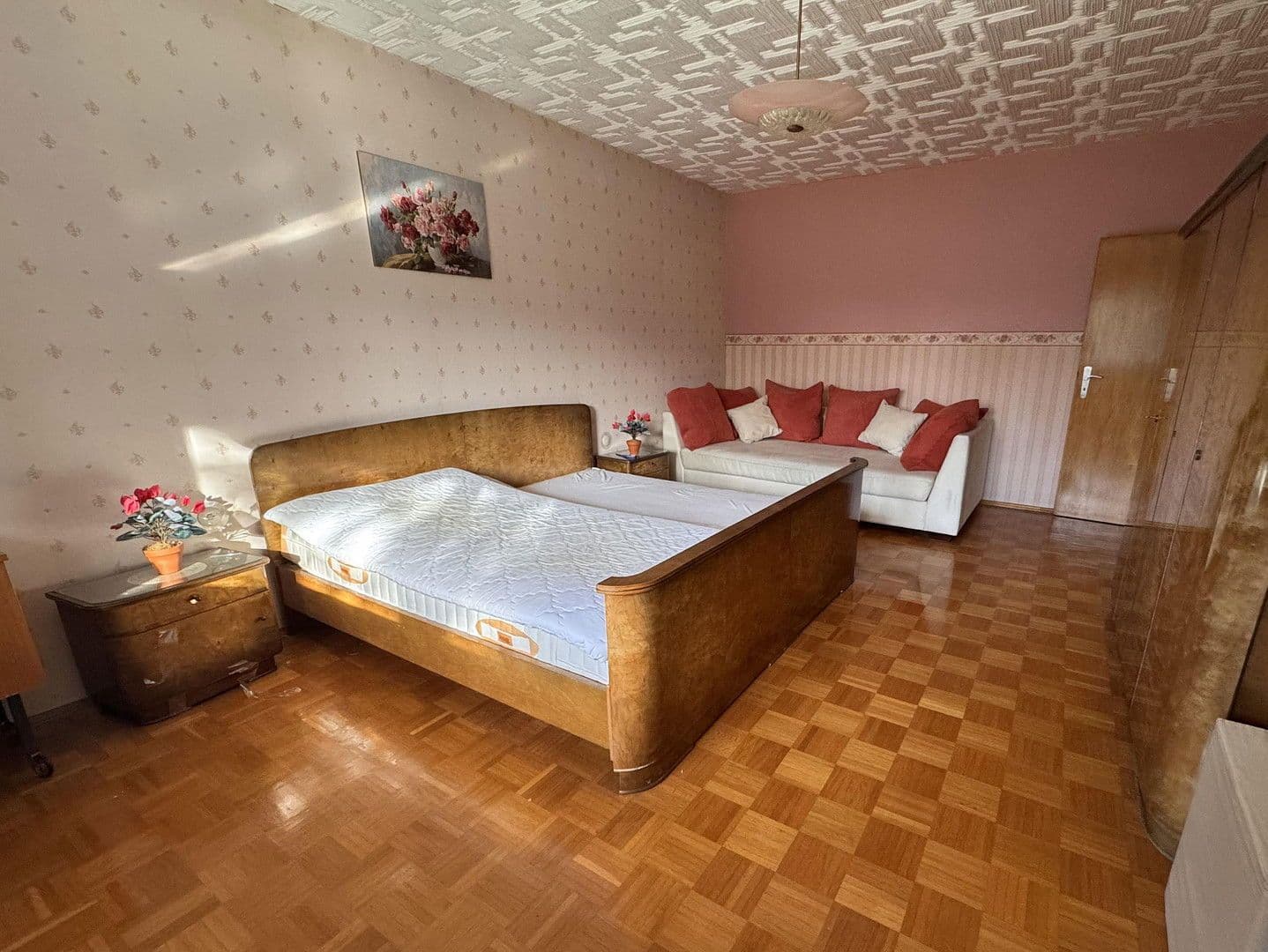 Predaj domu 123 m², pozemek 836 m², Gernsheim, Hesensko Predaj domu 123 m², pozemek 836 m², Gernsheim, Hesensko