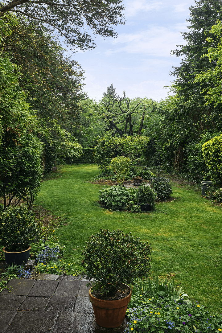 Predaj domu 160 m², pozemek 690 m², Lärchenstr.21A, Frankfurt am Main, Hesensko Predaj domu 160 m², pozemek 690 m², Lärchenstr.21A, Frankfurt am Main, Hesensko