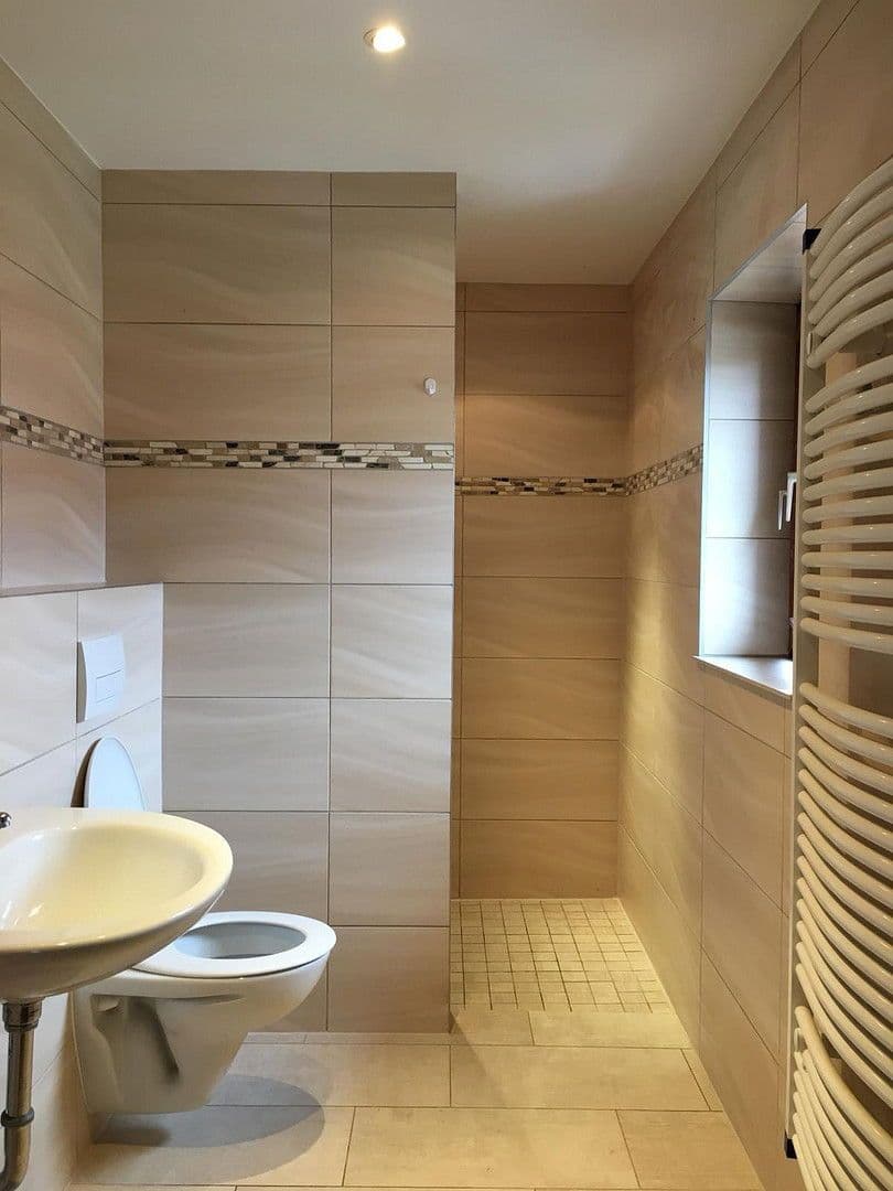 Prenájom domu 179 m², pozemek 1.061 m², Heidkamp 26, Südheide, Dolné Sasko Prenájom domu 179 m², pozemek 1.061 m², Heidkamp 26, Südheide, Dolné Sasko