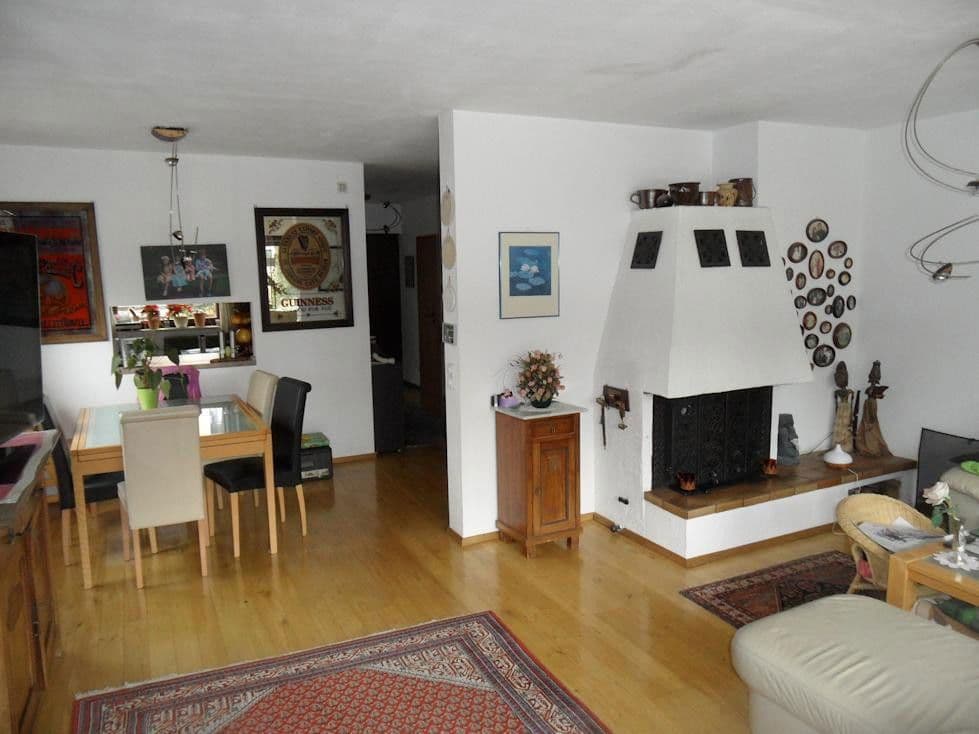 Predaj domu 150 m², pozemek 382 m², Gilching, Bavorsko Predaj domu 150 m², pozemek 382 m², Gilching, Bavorsko