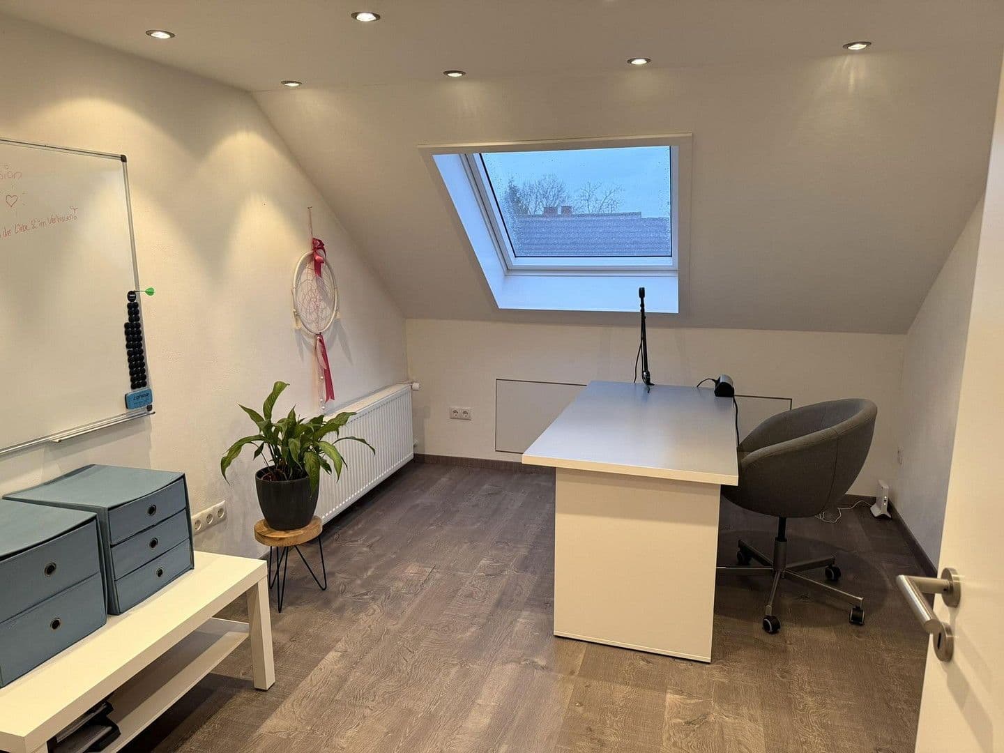 Predaj domu 143 m², pozemek 476 m², Herxheim bei Landau/Pfalz, Porýnie-Falcko Predaj domu 143 m², pozemek 476 m², Herxheim bei Landau/Pfalz, Porýnie-Falcko