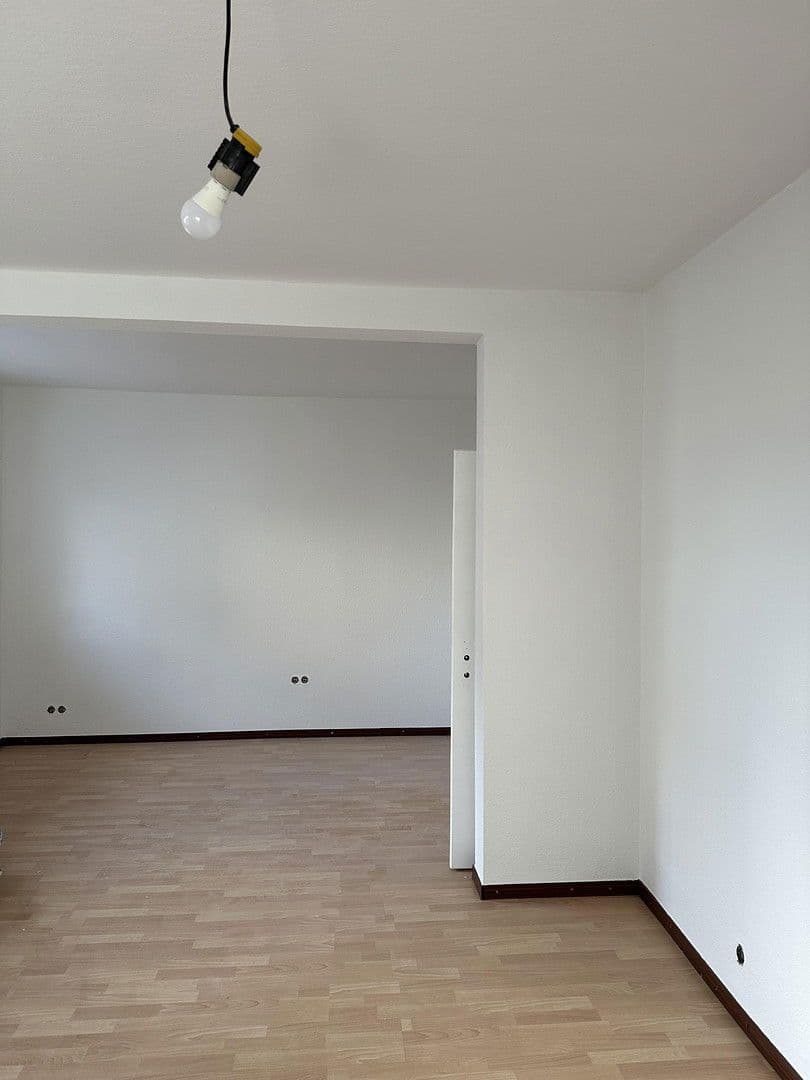 Prenájom bytu 2-izbový 70 m², Bahnhofstraße 66, Linden, Hesensko Prenájom bytu 2-izbový 70 m², Bahnhofstraße 66, Linden, Hesensko