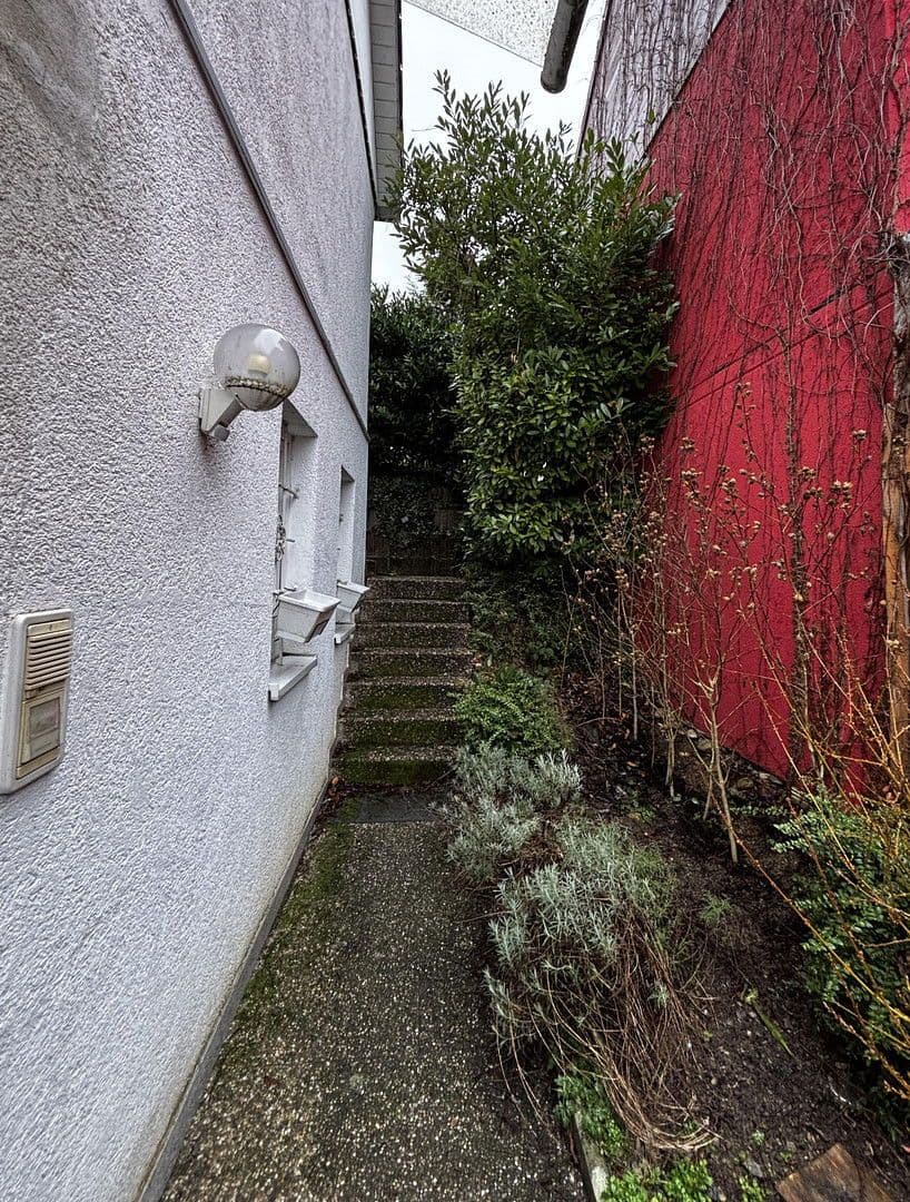 Prenájom bytu 2-izbový 73 m², Niefern-Öschelbronn, Bádensko-Wurttembersko Prenájom bytu 2-izbový 73 m², Niefern-Öschelbronn, Bádensko-Wurttembersko