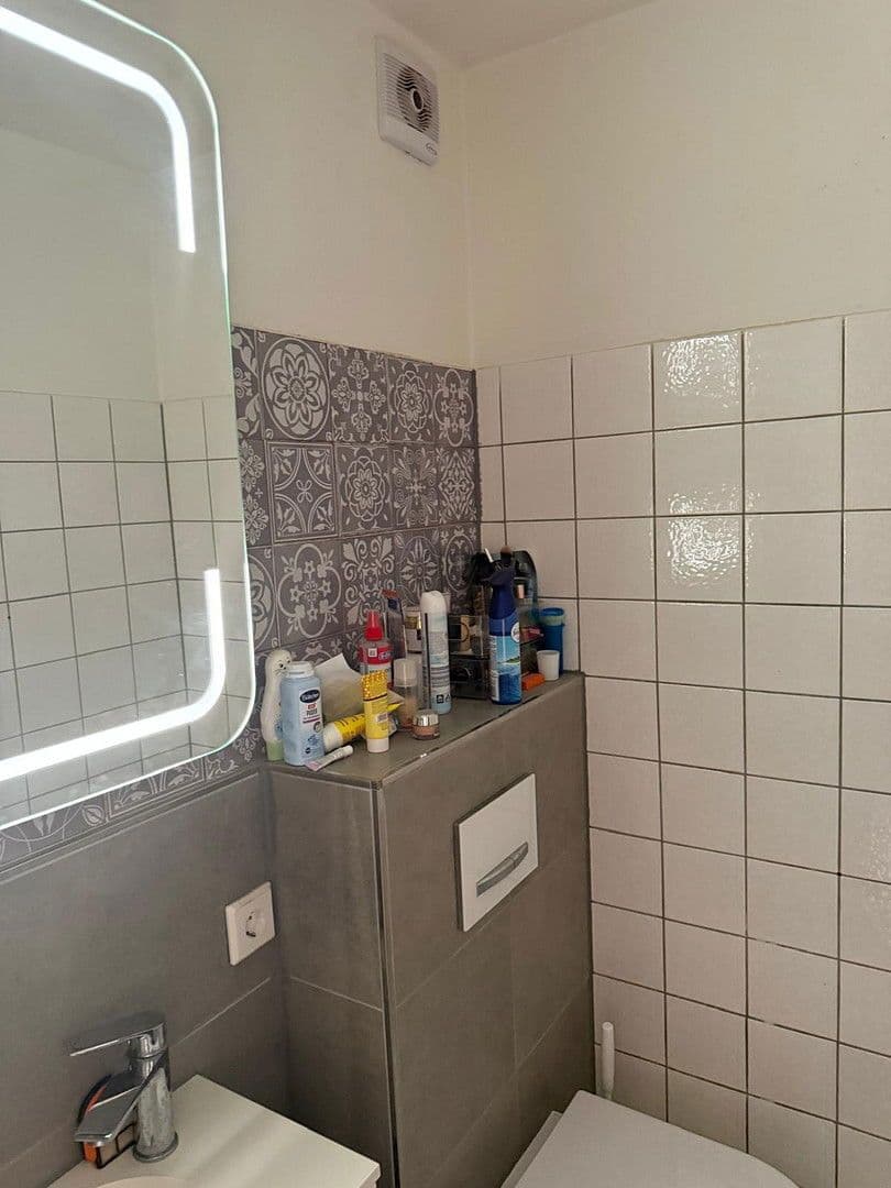 Predaj bytu 3-izbový 93 m², Karlsruhe, Bádensko-Wurttembersko Predaj bytu 3-izbový 93 m², Karlsruhe, Bádensko-Wurttembersko
