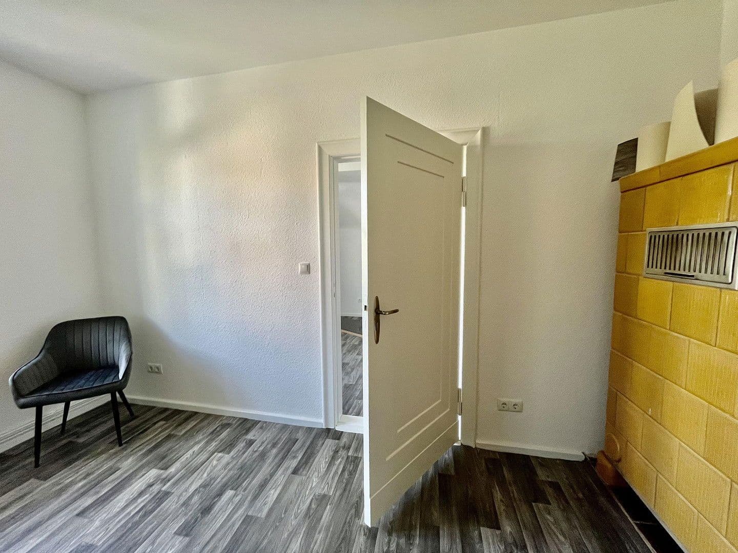 Prenájom bytu 3-izbový 72 m², Otto-Nuschke-Straße 11, Rüdersdorf bei Berlin, Brandenbursko Prenájom bytu 3-izbový 72 m², Otto-Nuschke-Straße 11, Rüdersdorf bei Berlin, Brandenbursko