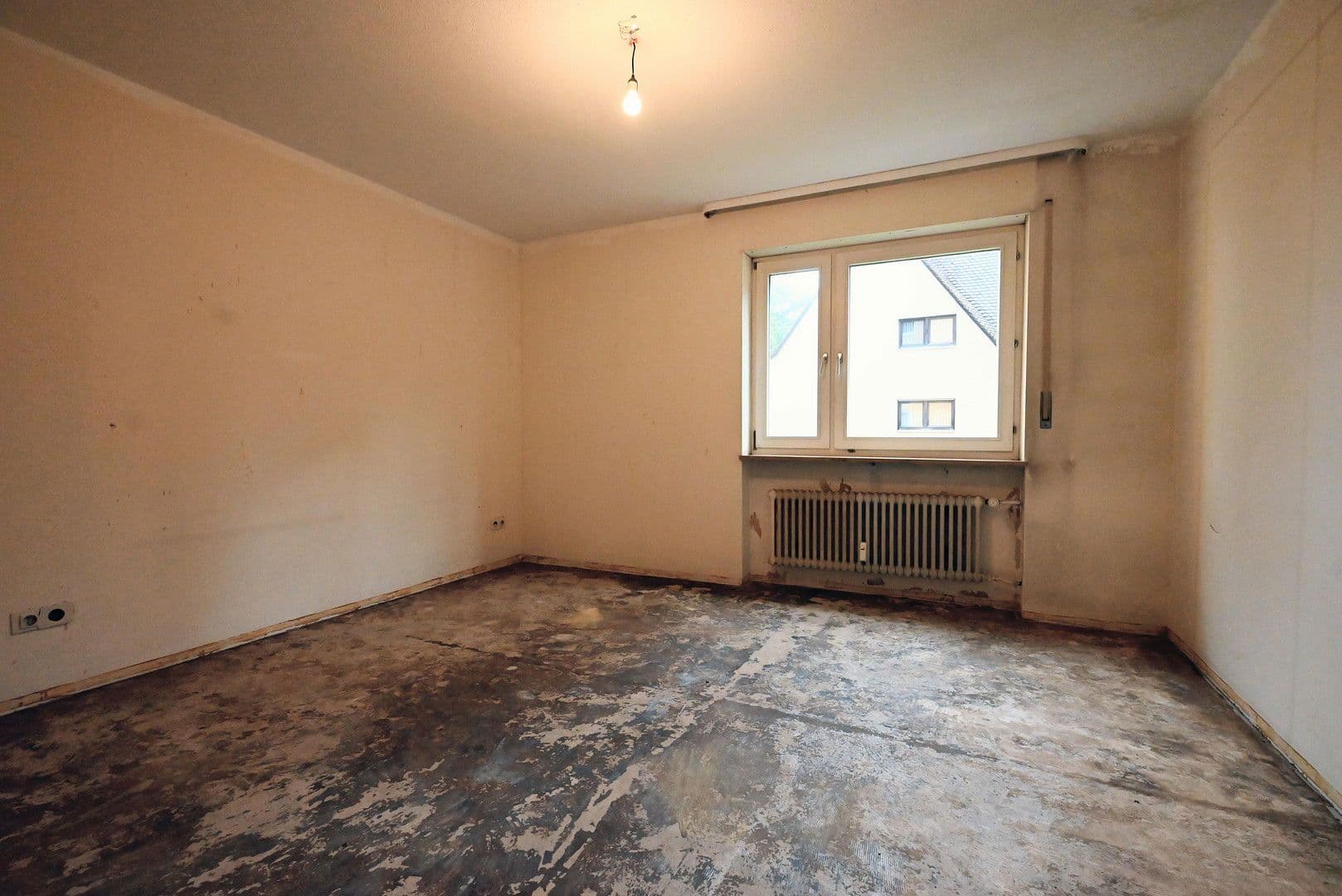 Predaj bytu 3-izbový 80 m², Neunkirchener Strasse 34, Nürnberg, Bavorsko Predaj bytu 3-izbový 80 m², Neunkirchener Strasse 34, Nürnberg, Bavorsko