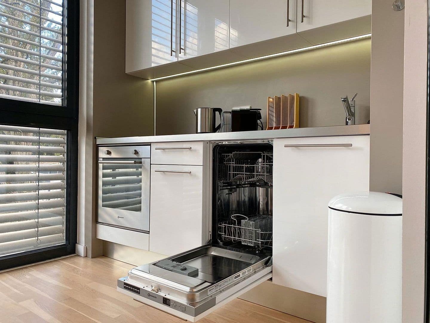 Prenájom bytu 2-izbový 63 m², Vogelweidestr. 5, München, Bavorsko Prenájom bytu 2-izbový 63 m², Vogelweidestr. 5, München, Bavorsko