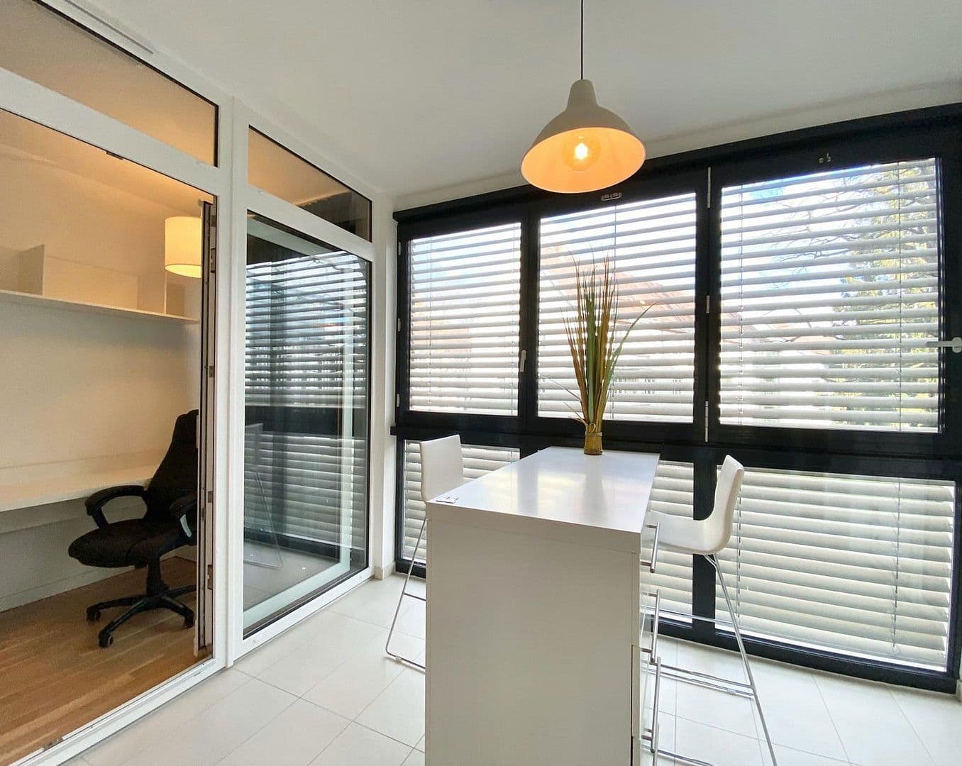 Prenájom bytu 2-izbový 63 m², Vogelweidestr. 5, München, Bavorsko Prenájom bytu 2-izbový 63 m², Vogelweidestr. 5, München, Bavorsko