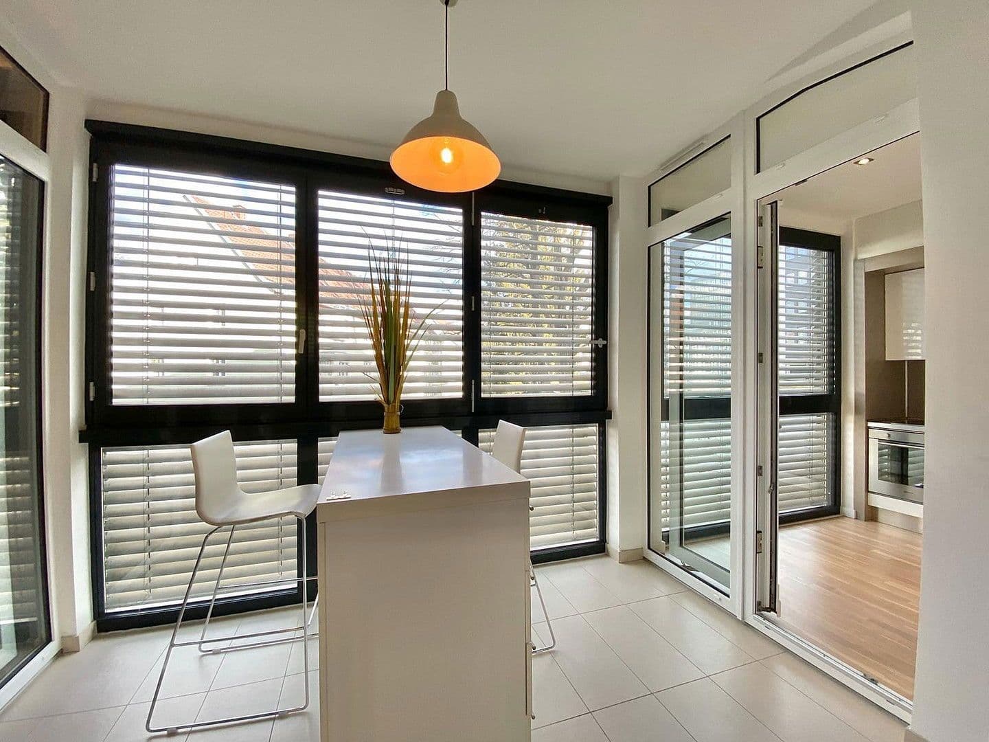 Prenájom bytu 2-izbový 63 m², Vogelweidestr. 5, München, Bavorsko Prenájom bytu 2-izbový 63 m², Vogelweidestr. 5, München, Bavorsko