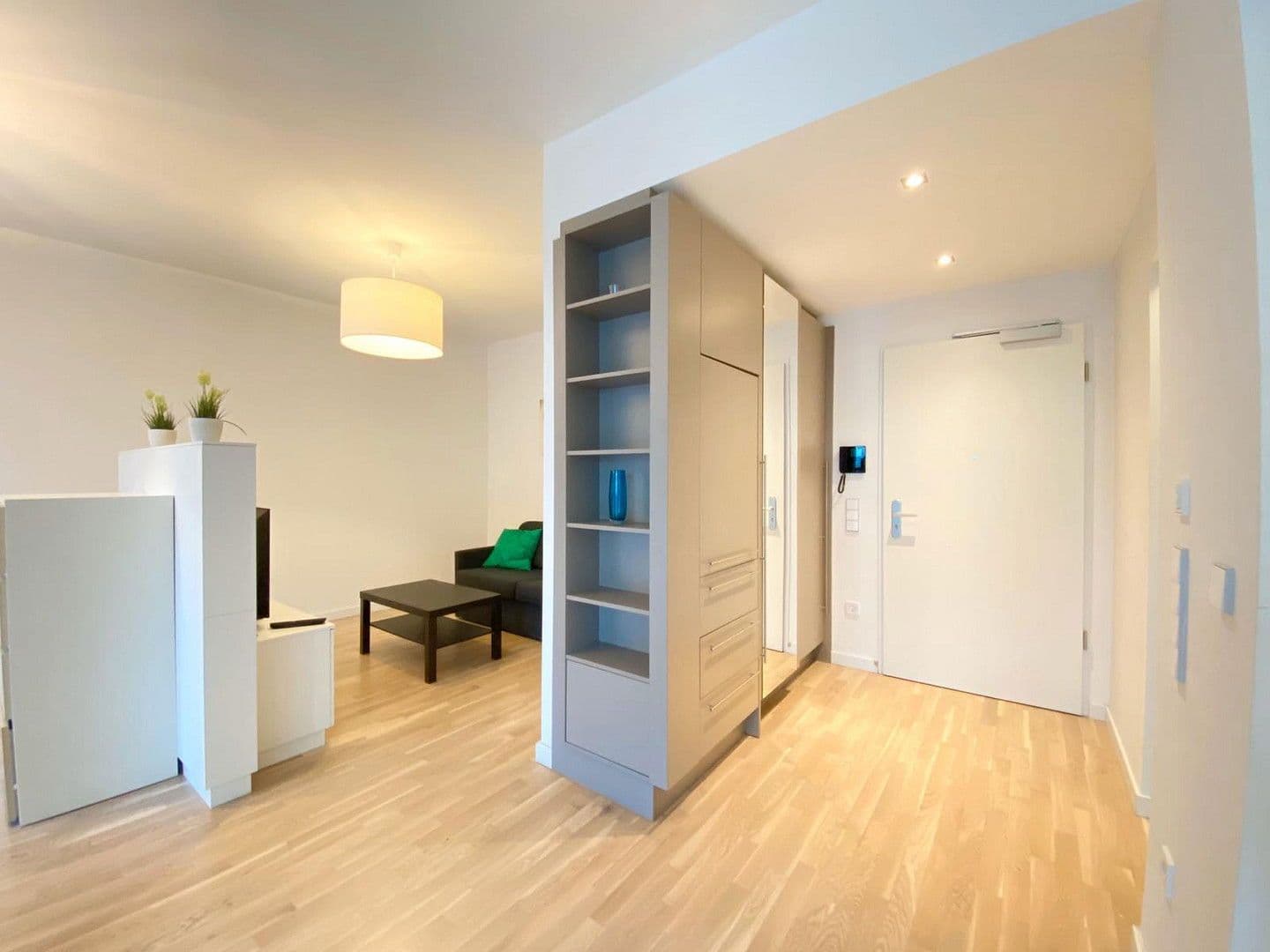 Prenájom bytu 2-izbový 63 m², Vogelweidestr. 5, München, Bavorsko Prenájom bytu 2-izbový 63 m², Vogelweidestr. 5, München, Bavorsko