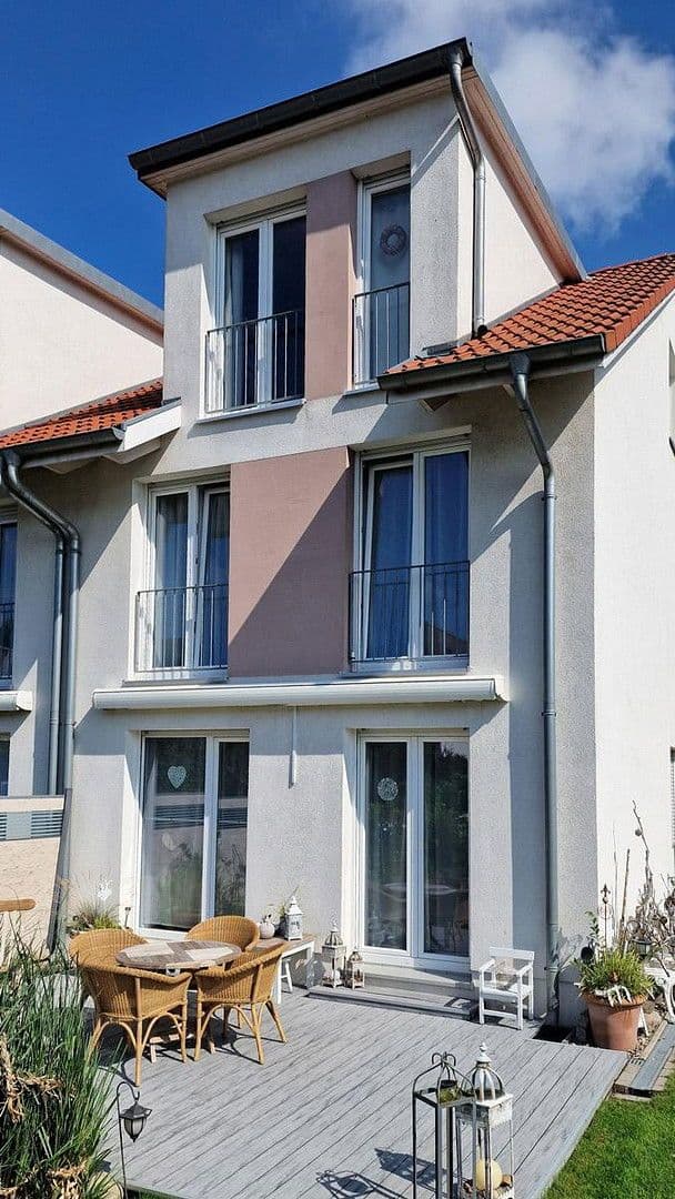 Predaj domu 126 m², pozemek 250 m², Hamburg, Hamburg Predaj domu 126 m², pozemek 250 m², Hamburg, Hamburg