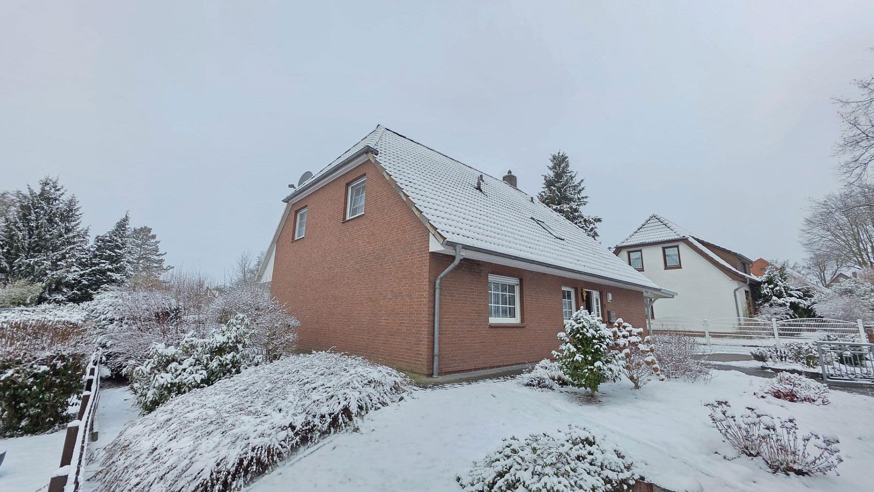 Predaj domu 174 m², pozemek 1.250 m², Achim, Dolné Sasko Predaj domu 174 m², pozemek 1.250 m², Achim, Dolné Sasko