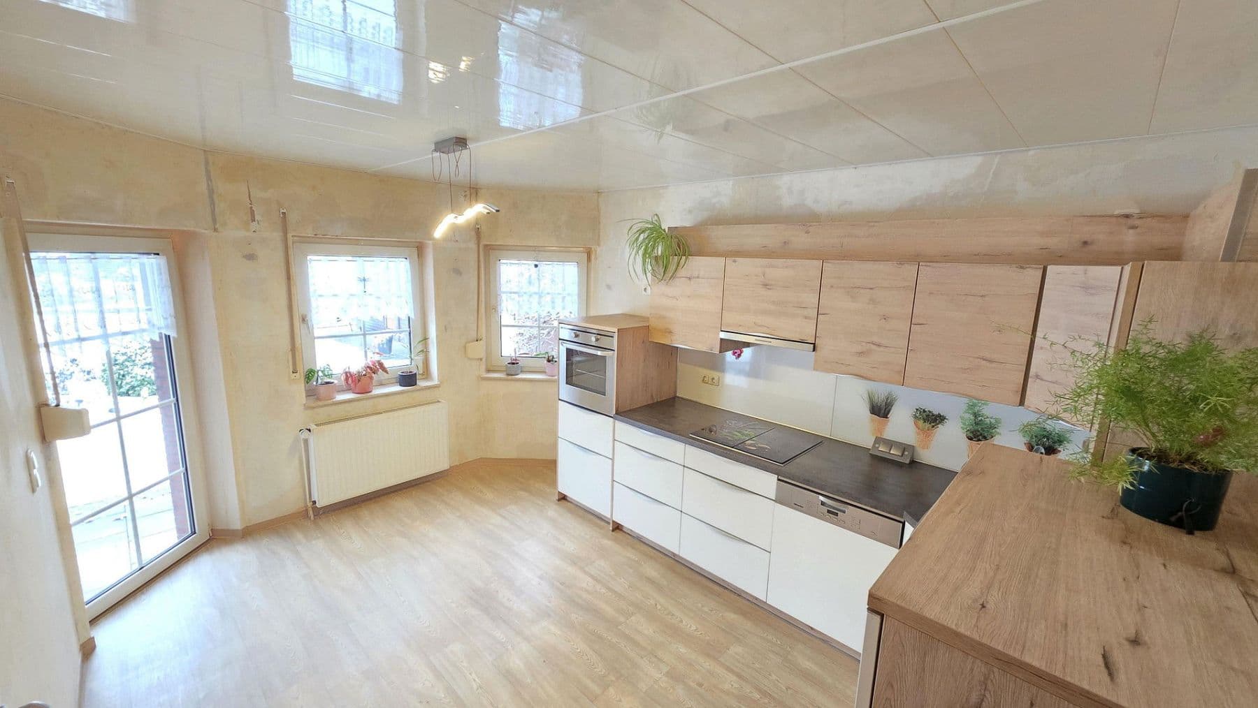 Predaj domu 174 m², pozemek 1.250 m², Achim, Dolné Sasko Predaj domu 174 m², pozemek 1.250 m², Achim, Dolné Sasko