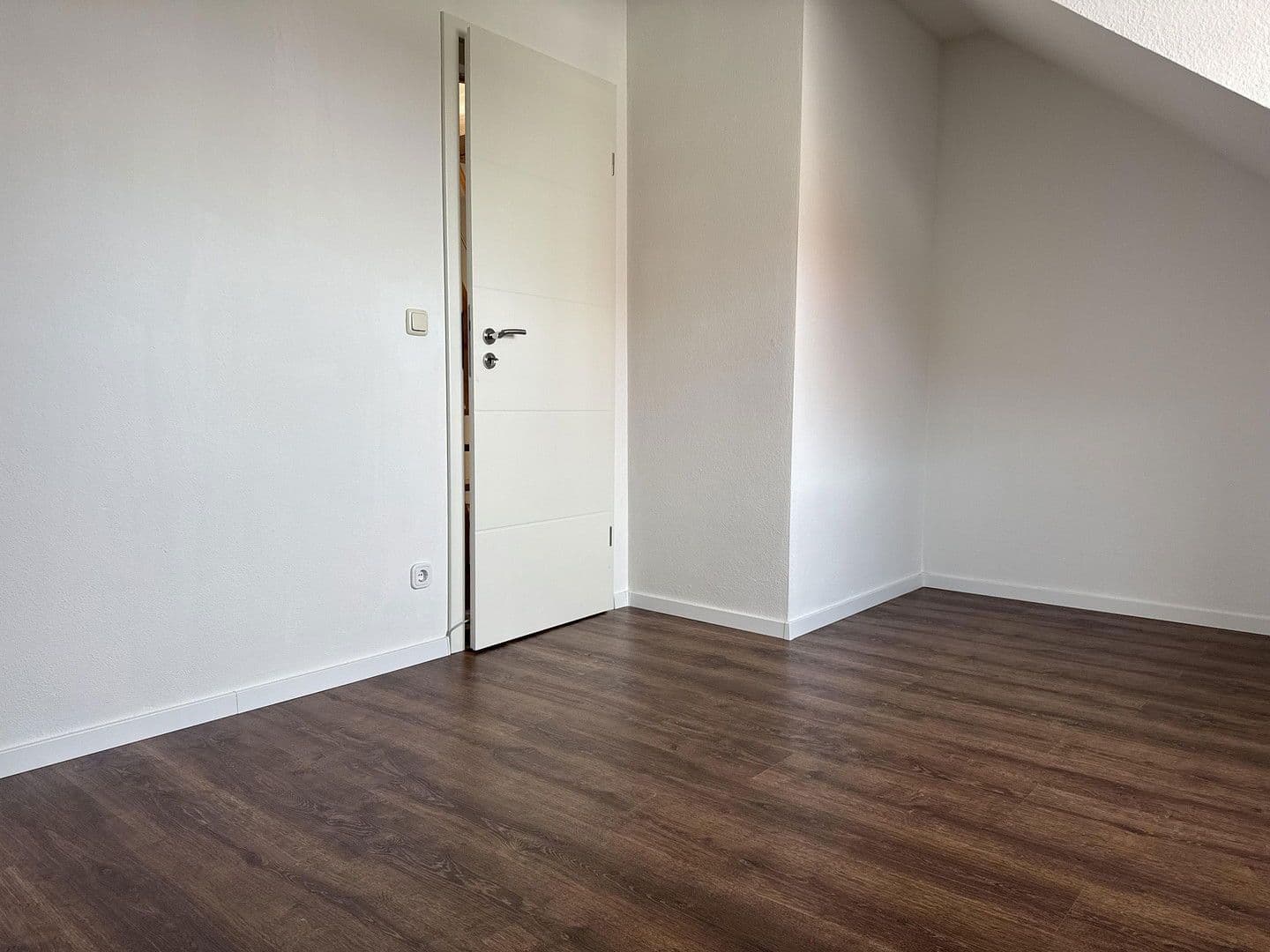 Predaj bytu 3-izbový 74 m², Kissing, Bavorsko Predaj bytu 3-izbový 74 m², Kissing, Bavorsko