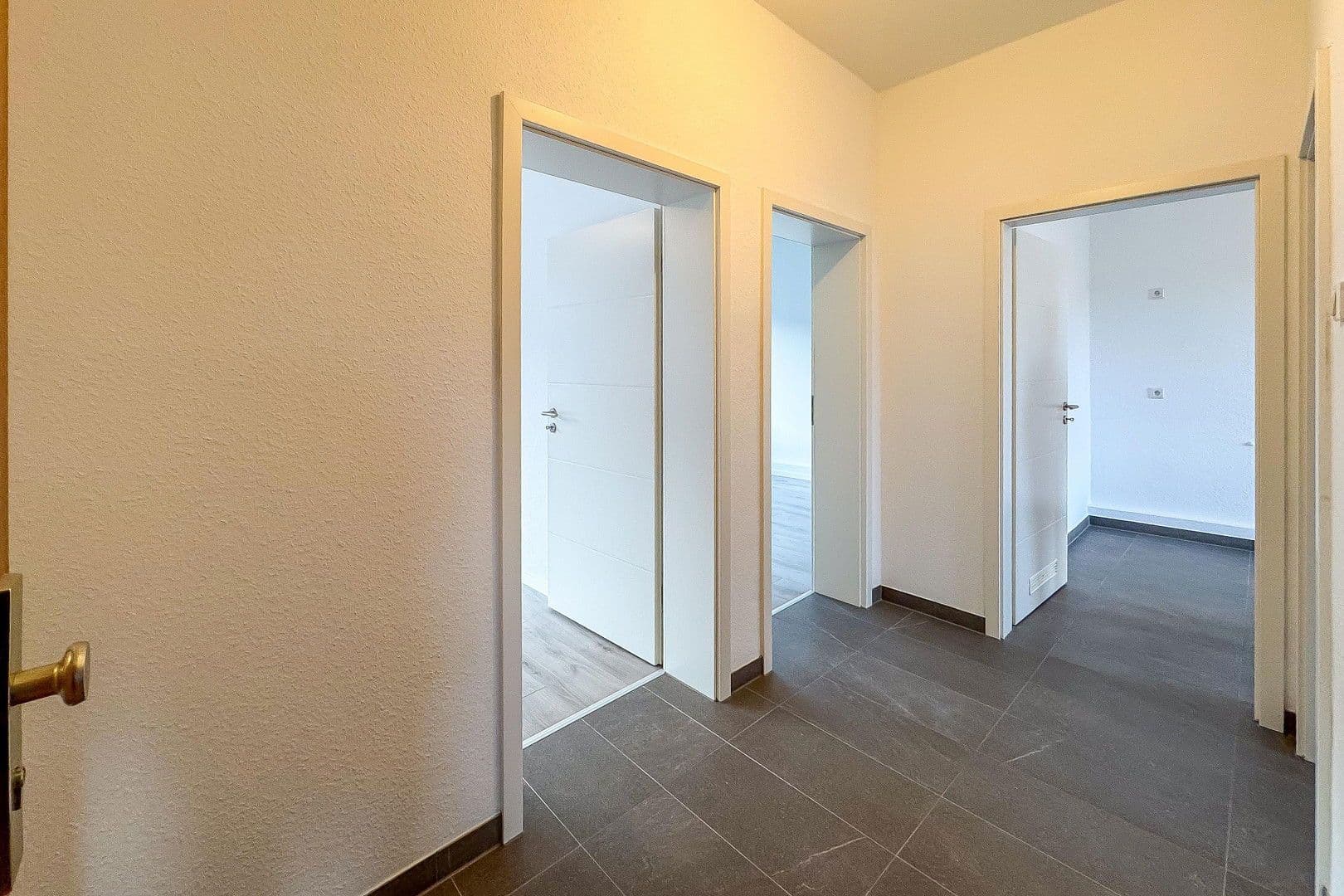 Prenájom bytu 2-izbový 62 m², Ruhrstraße 19, Witten, Severné Porýnie - Westfálsko Prenájom bytu 2-izbový 62 m², Ruhrstraße 19, Witten, Severné Porýnie - Westfálsko