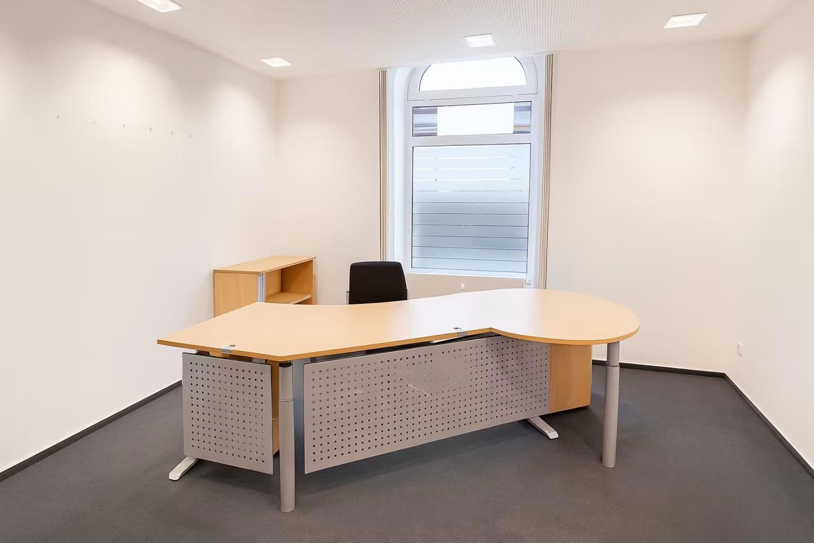 Prenájom kancelárie 236 m², Bremer Str. 12, Oldenburg, Dolné Sasko Prenájom kancelárie 236 m², Bremer Str. 12, Oldenburg, Dolné Sasko