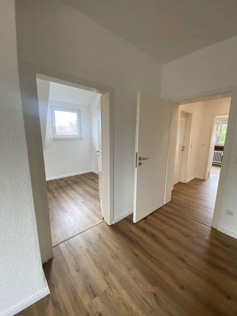 Prenájom bytu 3-izbový 50 m², Friedrich Schultz Straße 62, Bielefeld, Severné Porýnie - Westfálsko Prenájom bytu 3-izbový 50 m², Friedrich Schultz Straße 62, Bielefeld, Severné Porýnie - Westfálsko