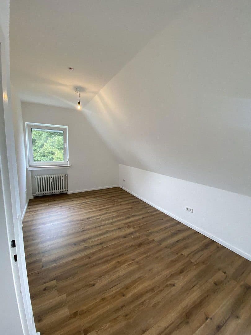 Prenájom bytu 3-izbový 50 m², Friedrich Schultz Straße 62, Bielefeld, Severné Porýnie - Westfálsko Prenájom bytu 3-izbový 50 m², Friedrich Schultz Straße 62, Bielefeld, Severné Porýnie - Westfálsko