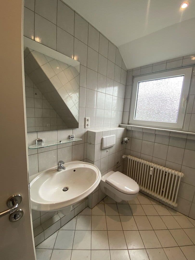 Prenájom bytu 3-izbový 50 m², Friedrich Schultz Straße 62, Bielefeld, Severné Porýnie - Westfálsko Prenájom bytu 3-izbový 50 m², Friedrich Schultz Straße 62, Bielefeld, Severné Porýnie - Westfálsko