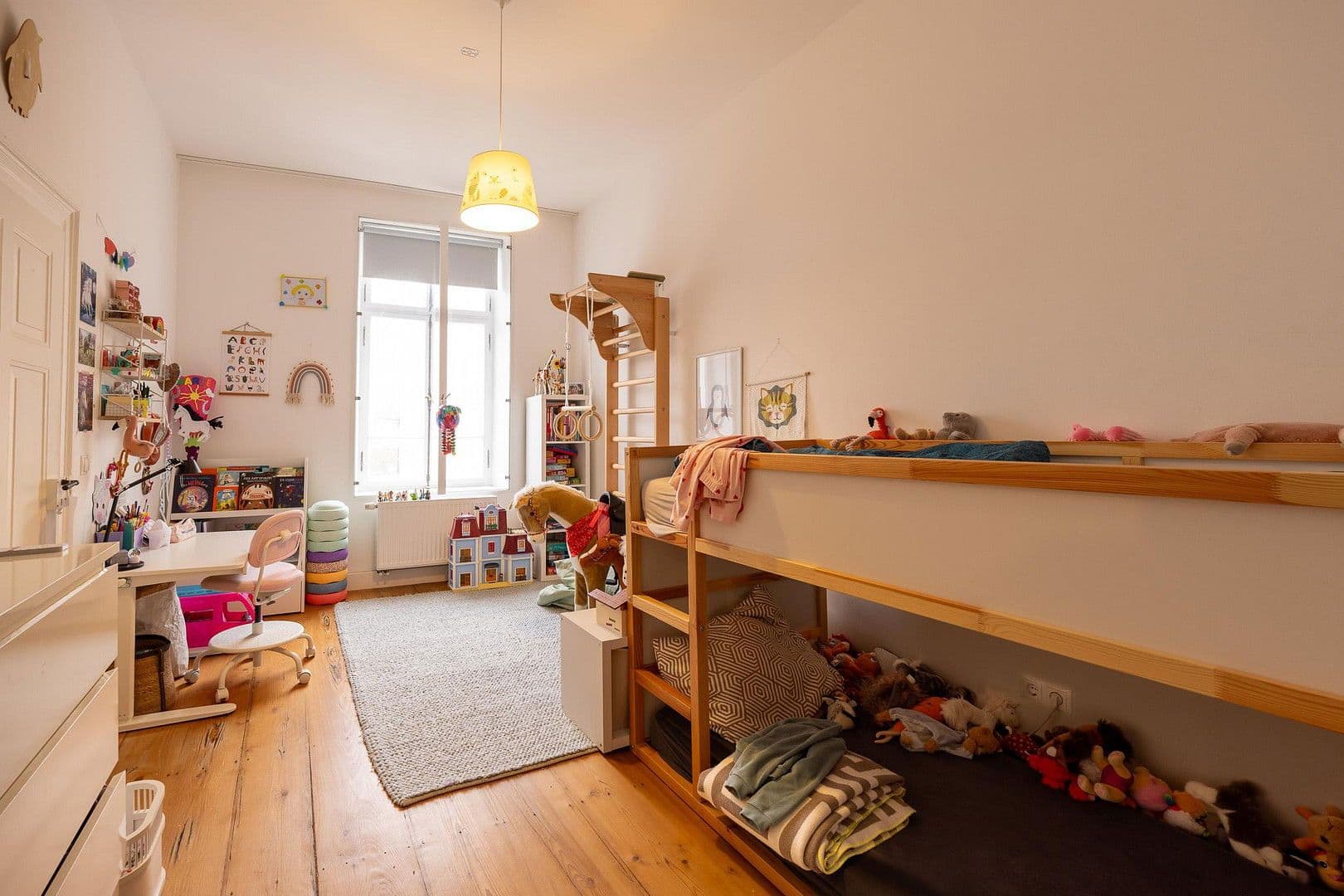 Predaj bytu 4-izbový 182 m², Neustadt, Porýnie-Falcko Predaj bytu 4-izbový 182 m², Neustadt, Porýnie-Falcko