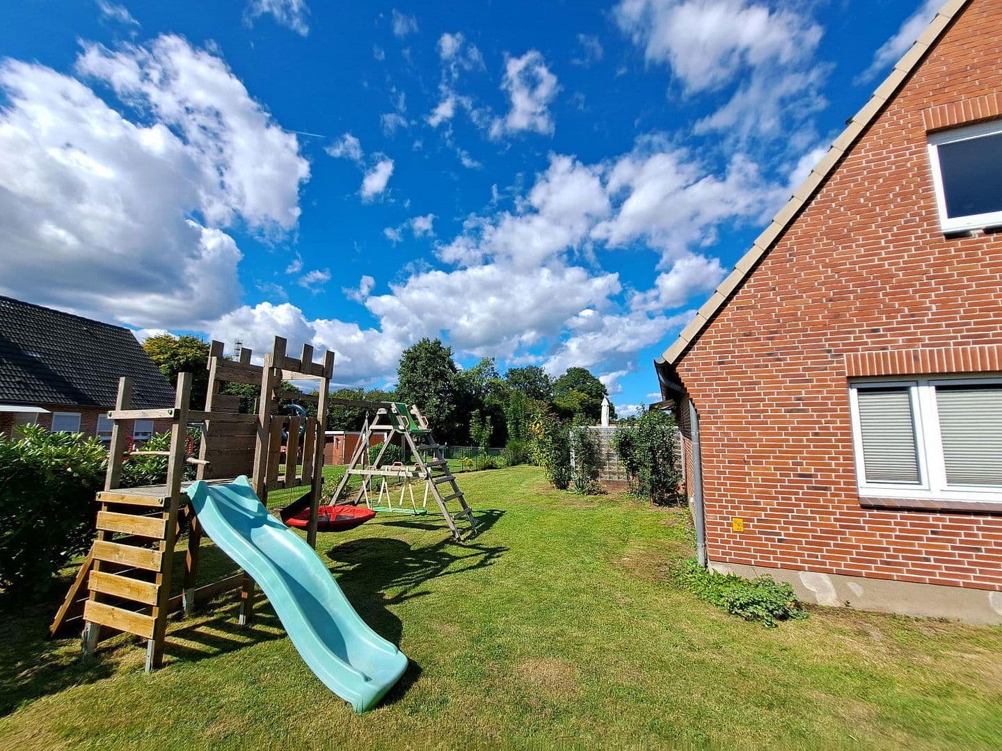 Predaj domu 104 m², pozemek 287 m², Quarnbek, Šlezvicko-Holštajnsko Predaj domu 104 m², pozemek 287 m², Quarnbek, Šlezvicko-Holštajnsko