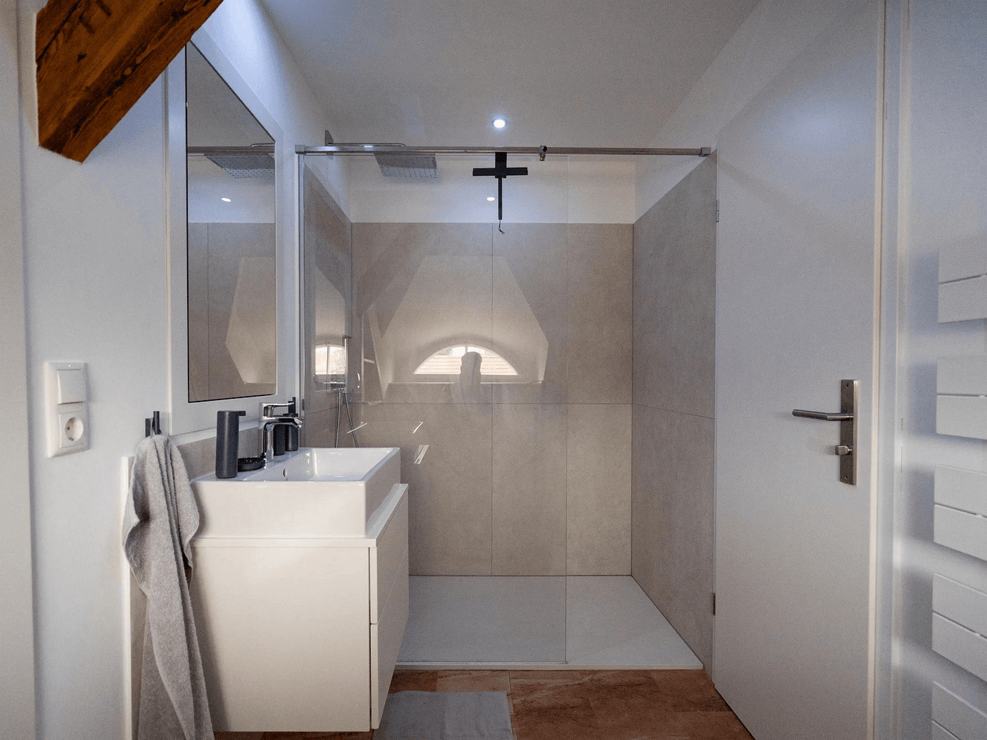 Prenájom bytu 2-izbový 55 m², Potsdam, Brandenbursko Prenájom bytu 2-izbový 55 m², Potsdam, Brandenbursko