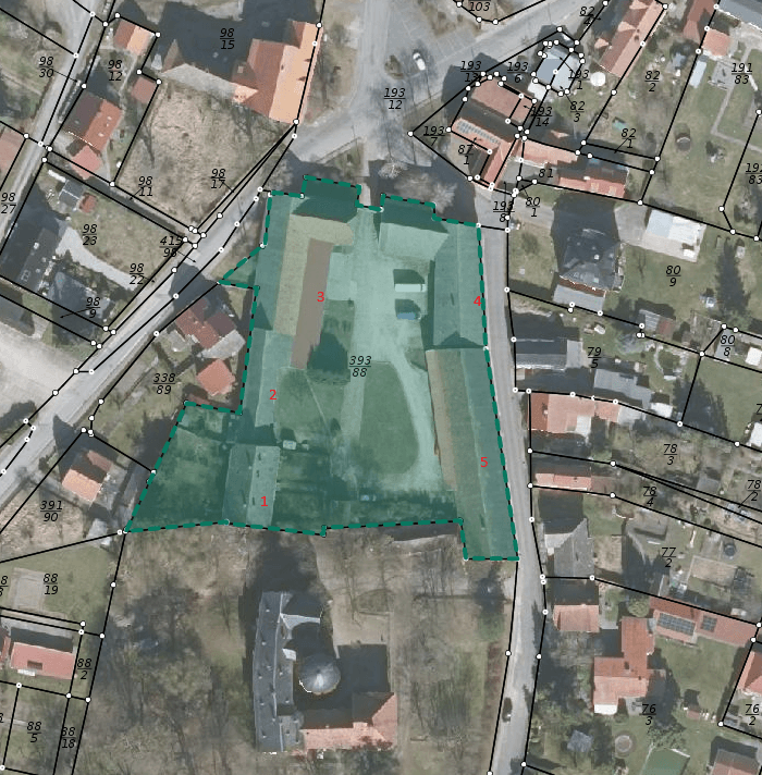 Predaj domu 350 m², pozemek 10.300 m², Lindenplatz 5, Sondershausen, Durínsko Predaj domu 350 m², pozemek 10.300 m², Lindenplatz 5, Sondershausen, Durínsko