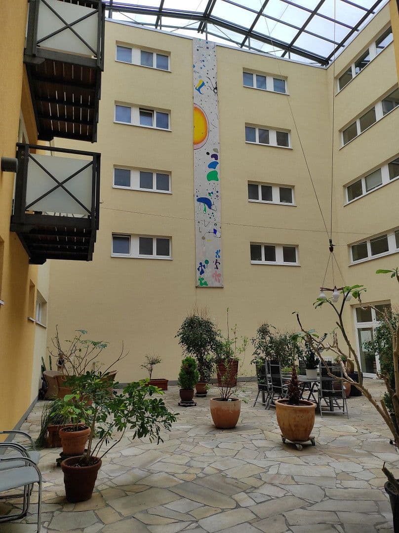 Prenájom bytu 2-izbový 54 m², Hannover, Dolné Sasko Prenájom bytu 2-izbový 54 m², Hannover, Dolné Sasko