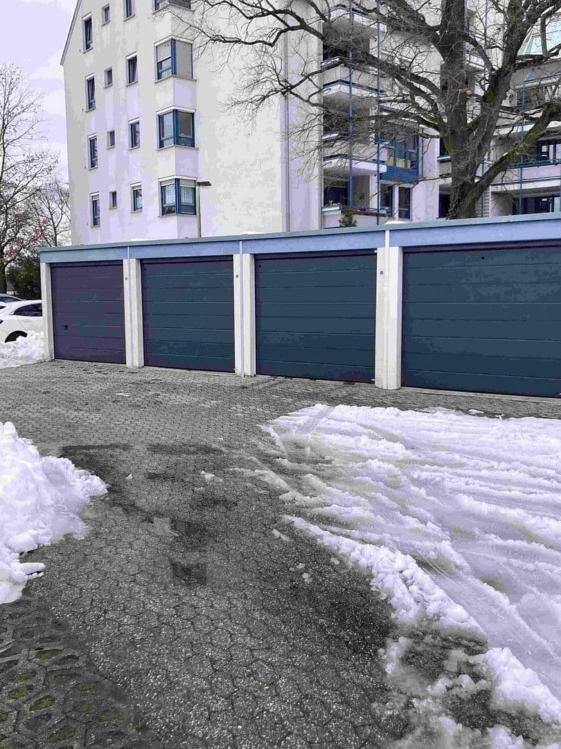 Prenájom bytu 3-izbový 80 m², Nürnberg, Bavorsko Prenájom bytu 3-izbový 80 m², Nürnberg, Bavorsko