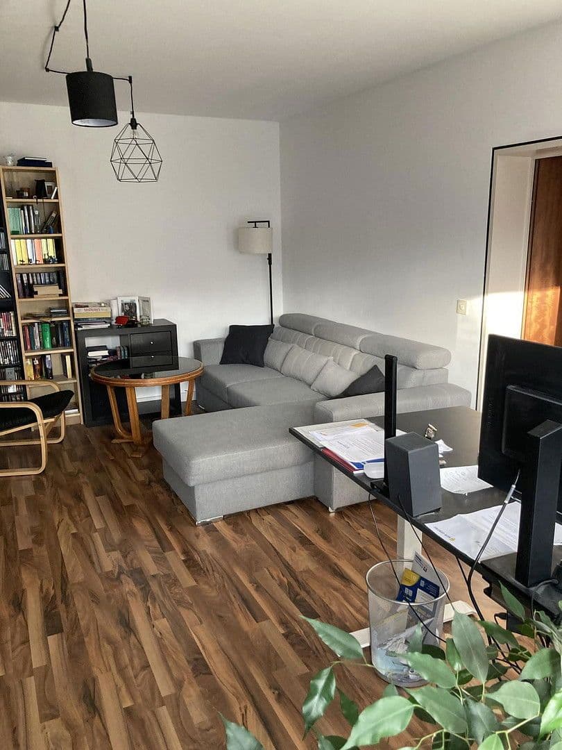 Prenájom bytu 3-izbový 80 m², Nürnberg, Bavorsko Prenájom bytu 3-izbový 80 m², Nürnberg, Bavorsko