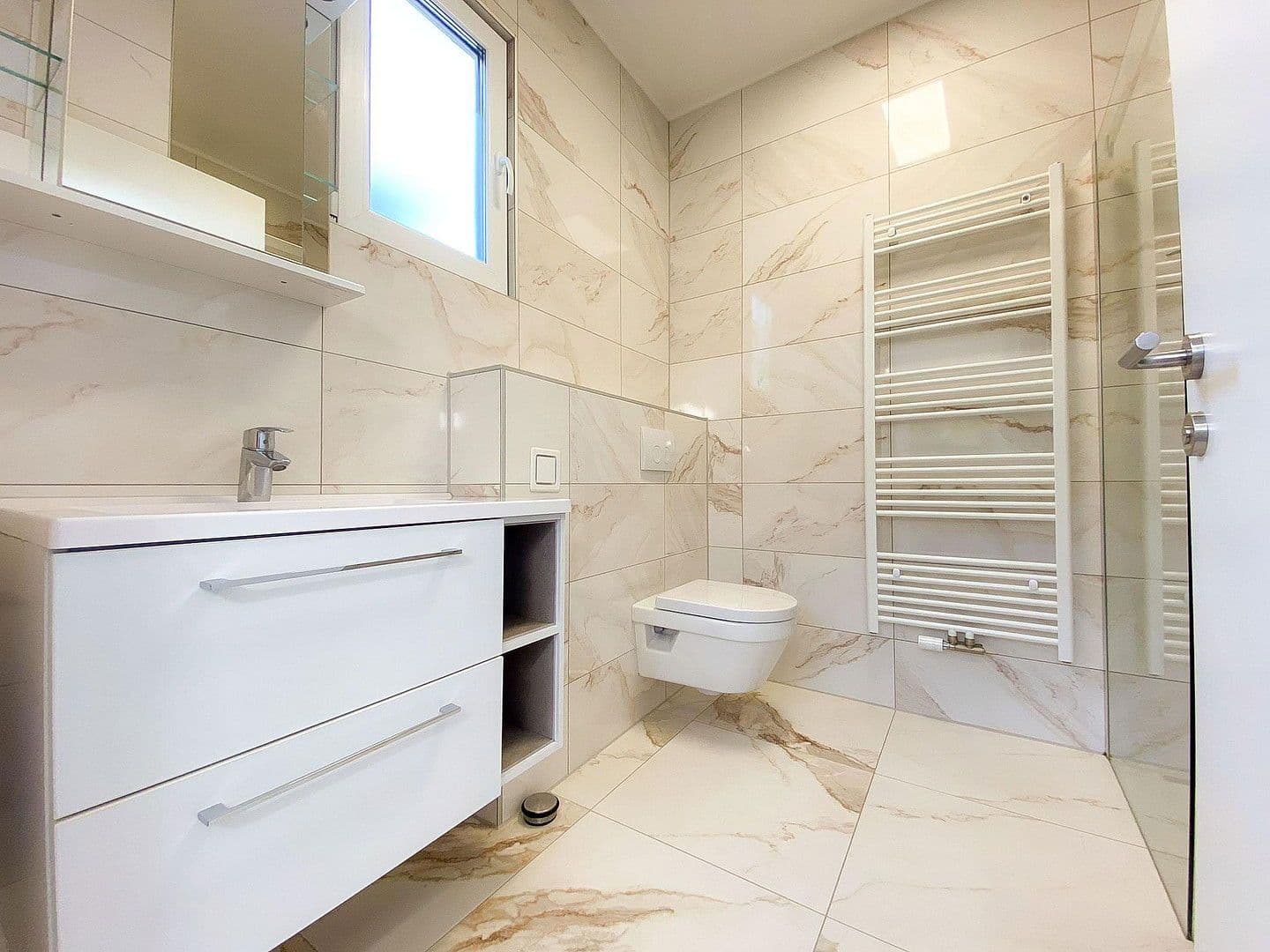 Prenájom bytu 4-izbový 77 m², Fischeraustraße 61, Graz, Štajersko Prenájom bytu 4-izbový 77 m², Fischeraustraße 61, Graz, Štajersko