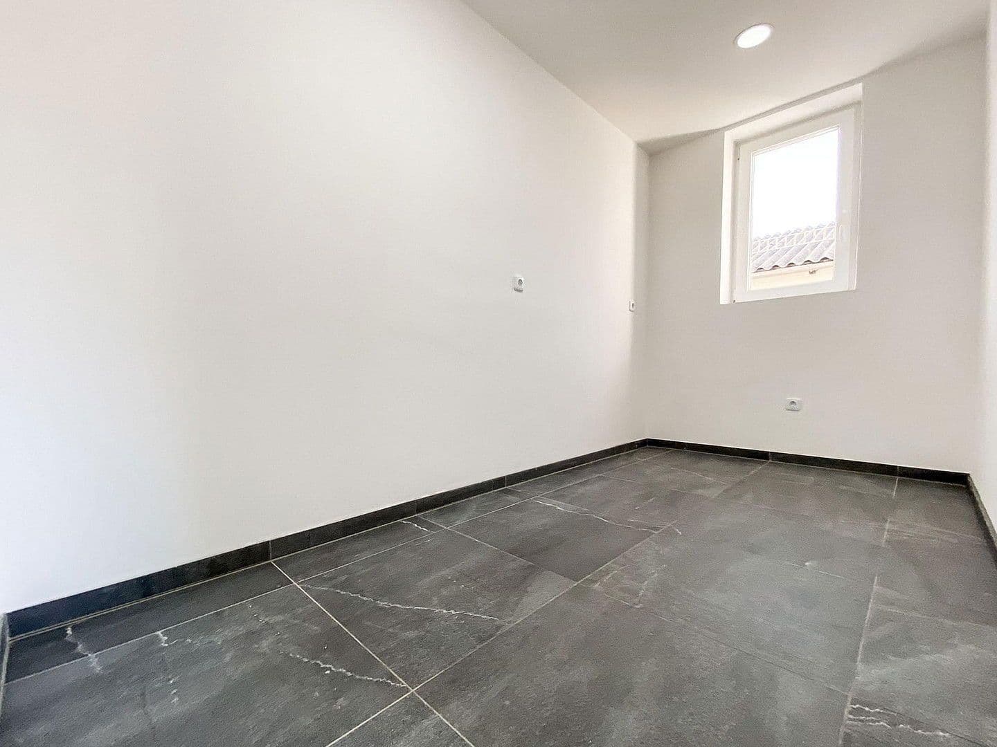 Prenájom bytu 4-izbový 77 m², Fischeraustraße 61, Graz, Štajersko Prenájom bytu 4-izbový 77 m², Fischeraustraße 61, Graz, Štajersko