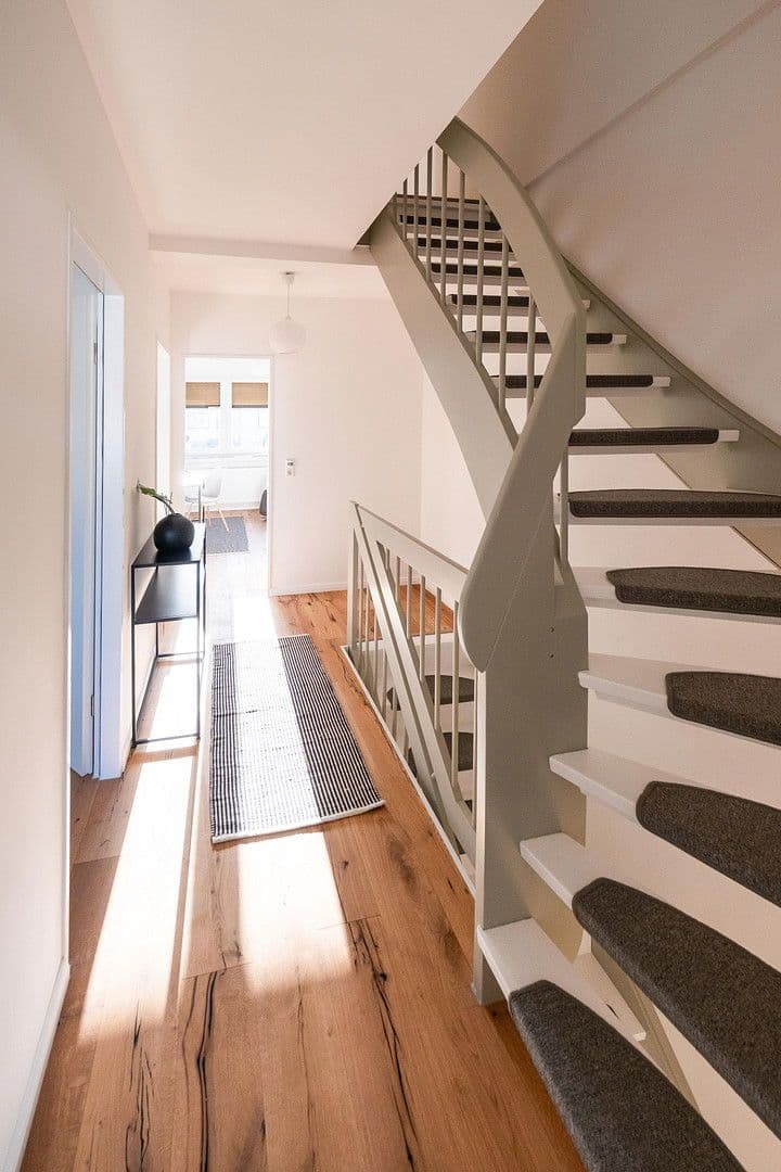 Predaj domu 137 m², pozemek 190 m², Germering, Bavorsko Predaj domu 137 m², pozemek 190 m², Germering, Bavorsko