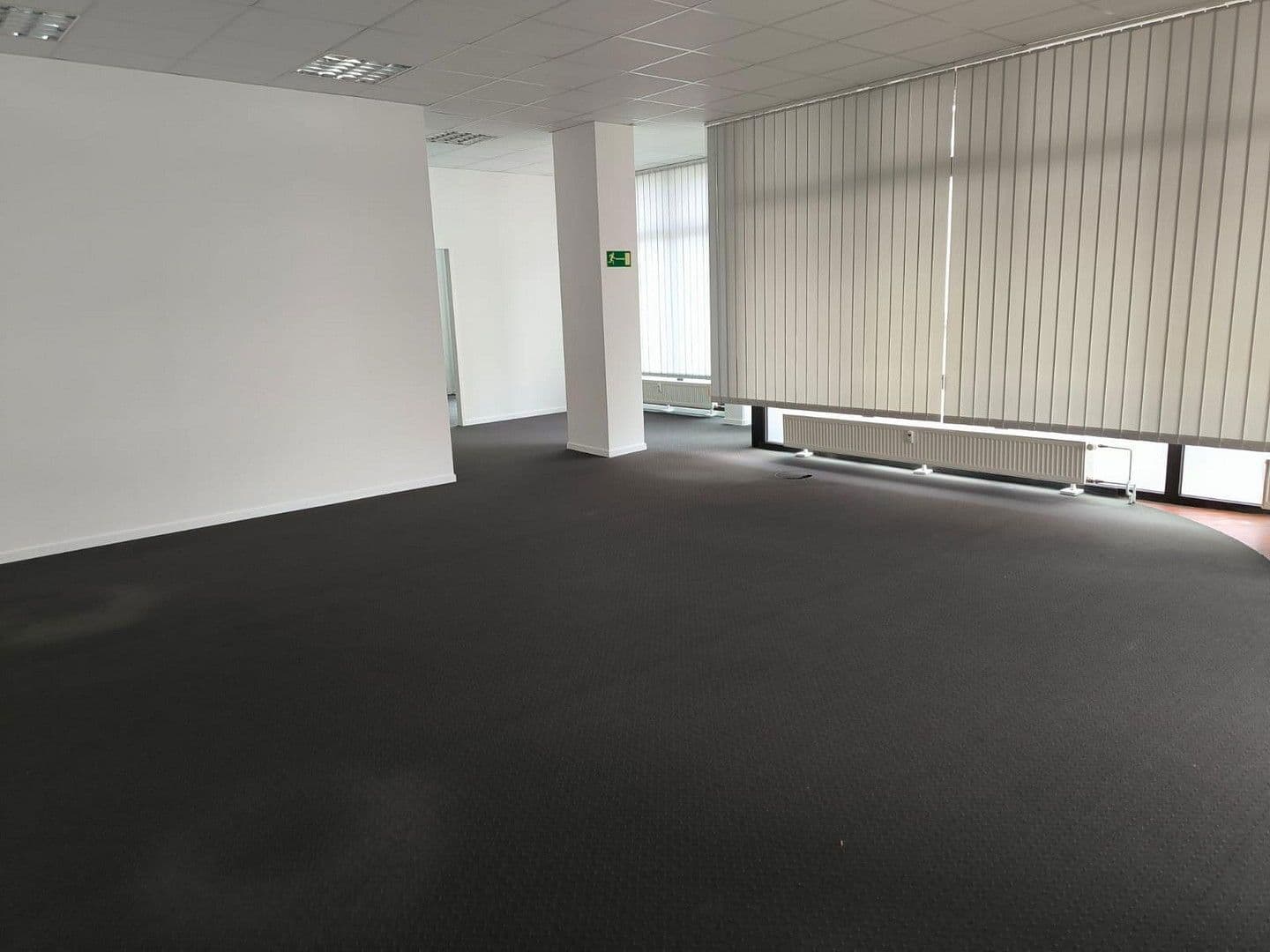 Prenájom kancelárie 101 m², Kölner Platz - Ecke Klevstr., Troisdorf, Severné Porýnie - Westfálsko Prenájom kancelárie 101 m², Kölner Platz - Ecke Klevstr., Troisdorf, Severné Porýnie - Westfálsko