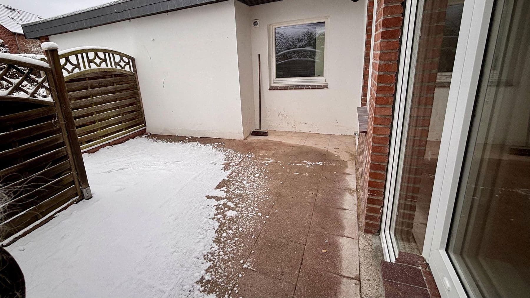 Prenájom bytu 3-izbový 75 m², Ratzeburg, Šlezvicko-Holštajnsko Prenájom bytu 3-izbový 75 m², Ratzeburg, Šlezvicko-Holštajnsko