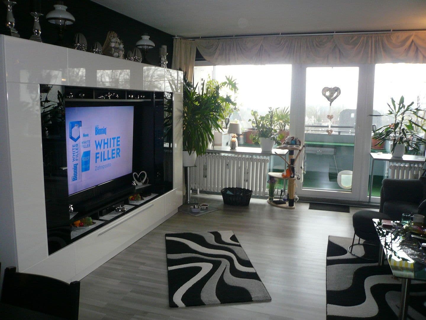 Prenájom bytu 3-izbový 77 m², Hauptstraße 284a, Heiligenhaus, Severné Porýnie - Westfálsko Prenájom bytu 3-izbový 77 m², Hauptstraße 284a, Heiligenhaus, Severné Porýnie - Westfálsko