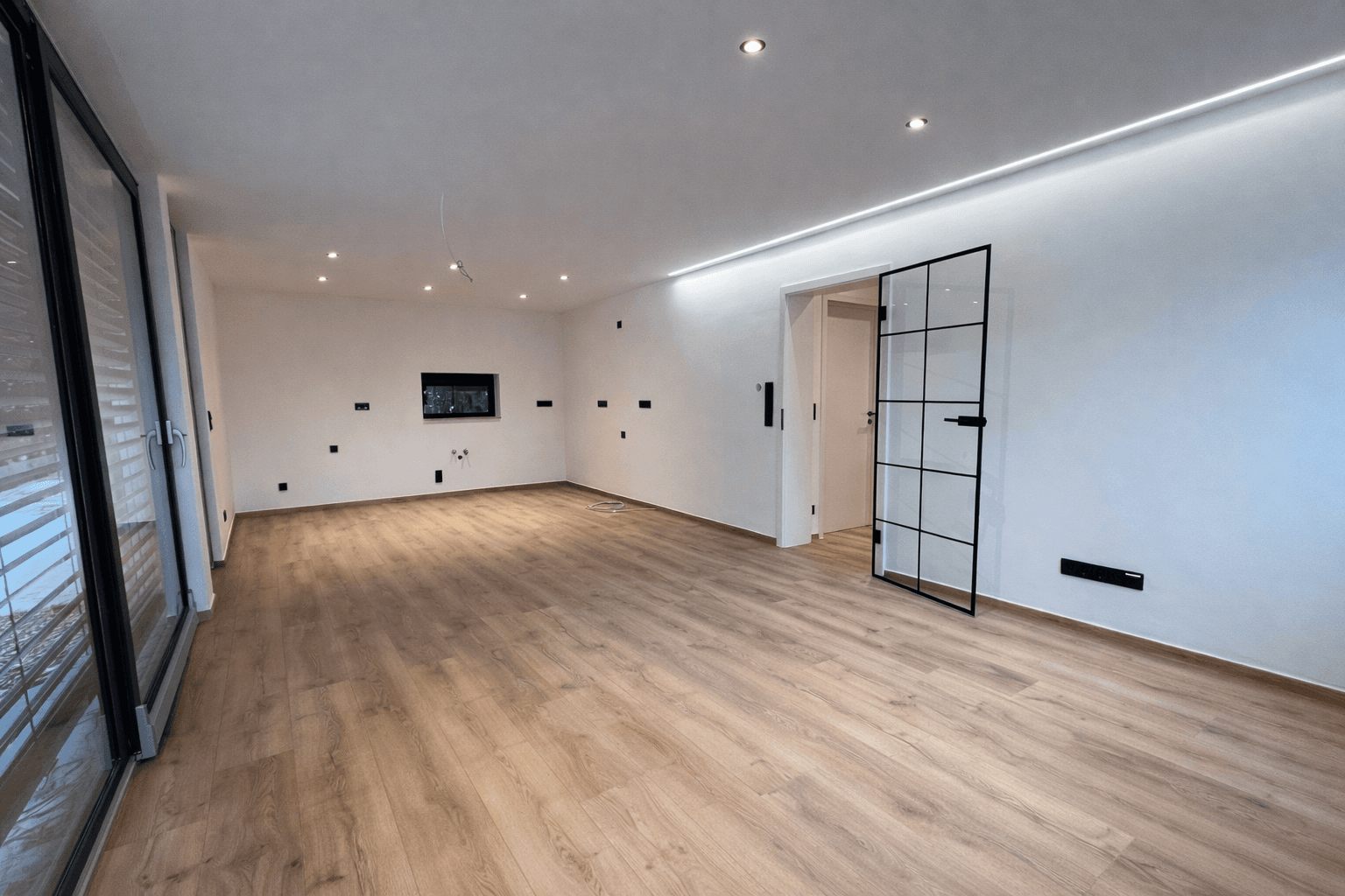 Prenájom domu 132 m², pozemek 219 m², Neu-Ulm, Bavorsko Prenájom domu 132 m², pozemek 219 m², Neu-Ulm, Bavorsko