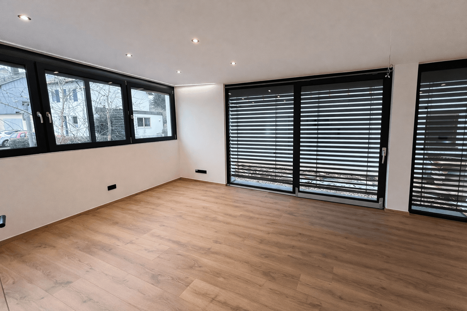 Prenájom domu 132 m², pozemek 219 m², Neu-Ulm, Bavorsko Prenájom domu 132 m², pozemek 219 m², Neu-Ulm, Bavorsko